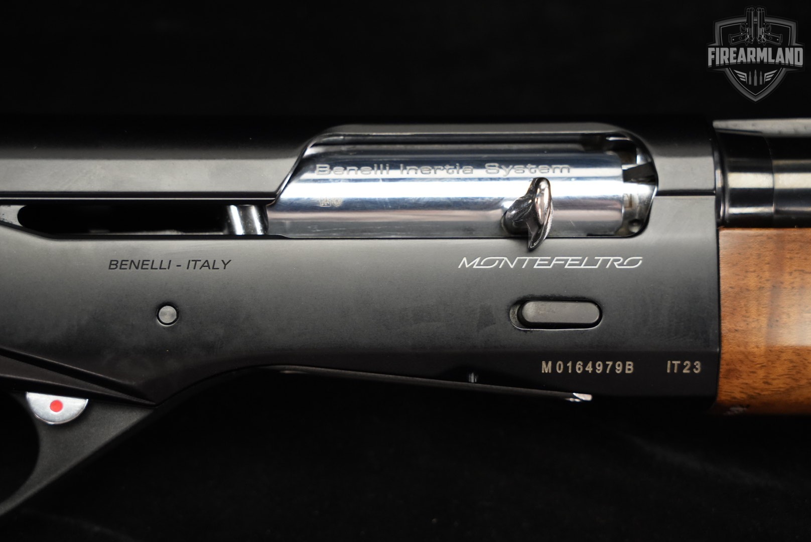 Benelli Montefeltro 12-Gauge 26" Black & Walnut Inertia-Driven-img-20