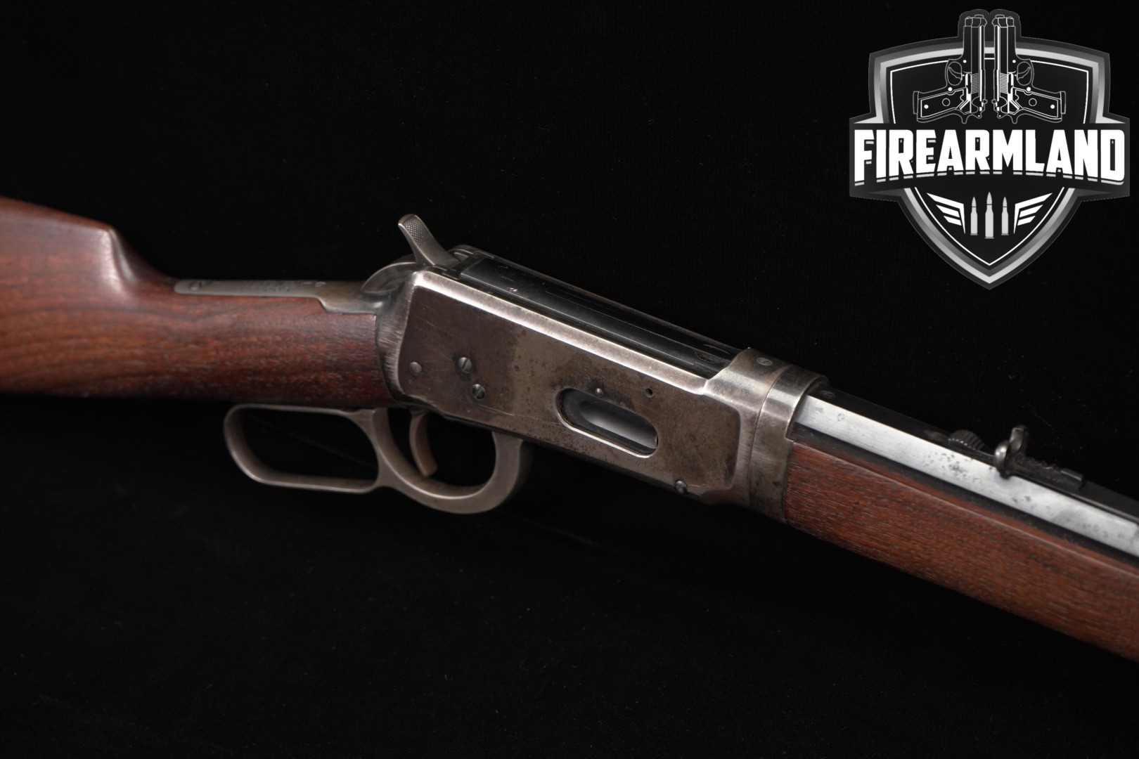 1911 Winchester Repeating Arms Model 1894 Sporting Rifle .32 Win. Spl. Blued & Walnut in Good Condition Thumbnail