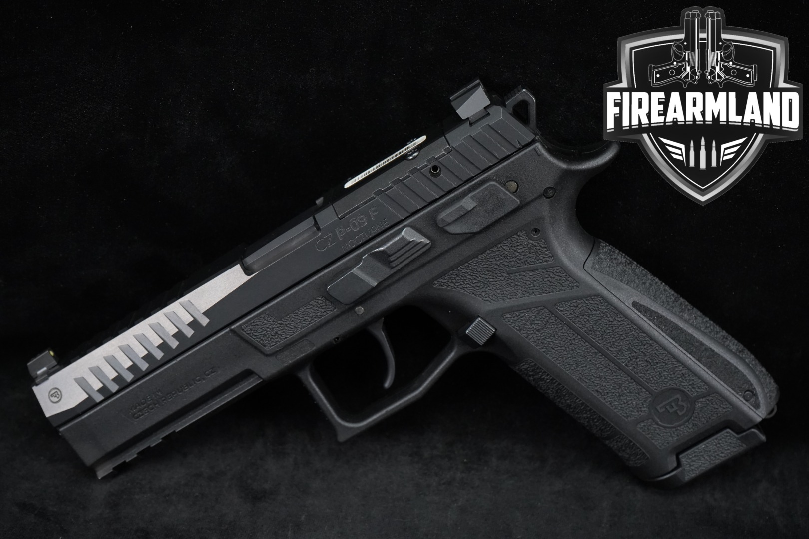 【セット商品】CZ P09 CZ P-09 Suppressor Ready 9mm Pistol, 4.53