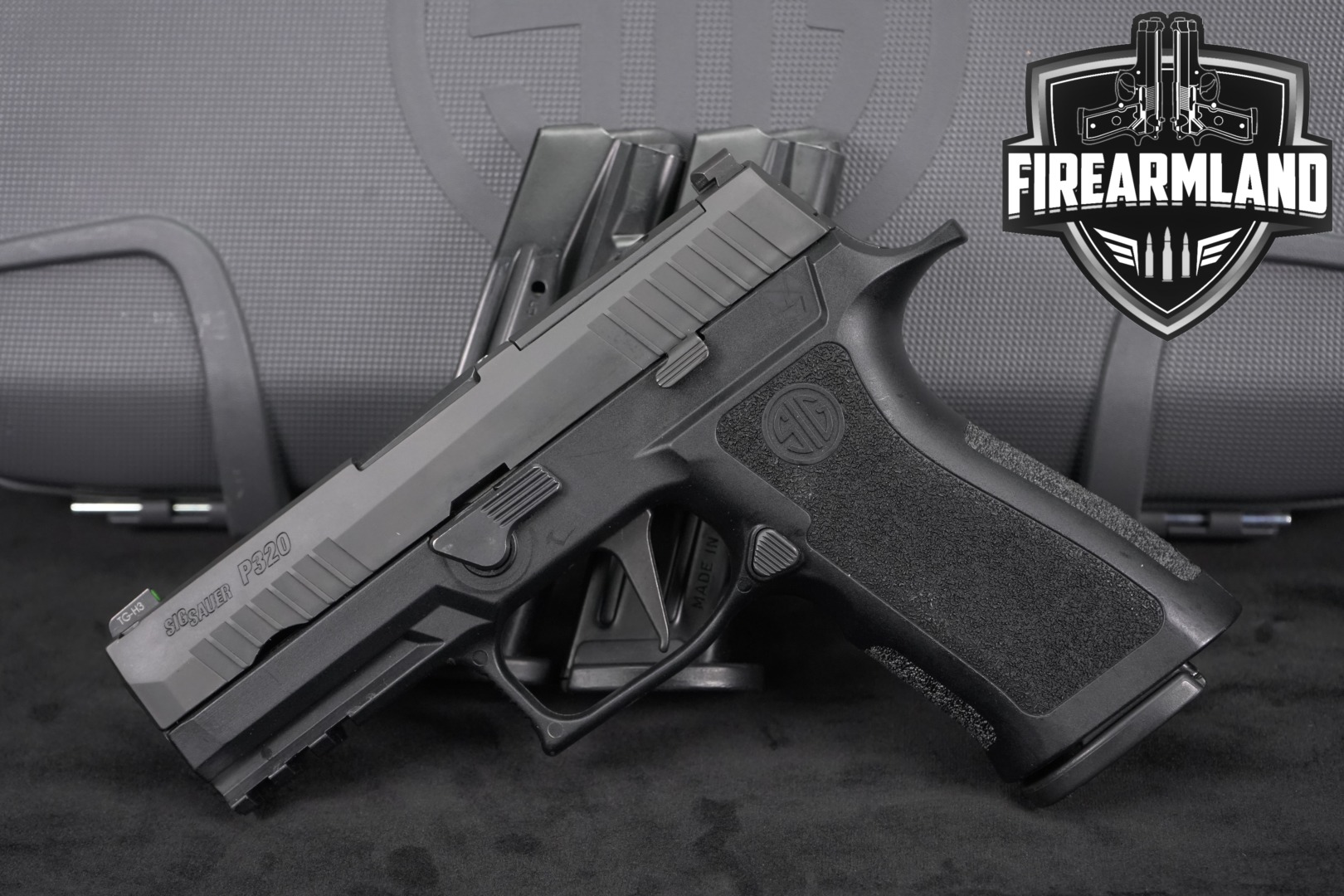 Sig Sauer P320 X-Series XCarry 9mm Luger Black in Very Good Condition Thumbnail