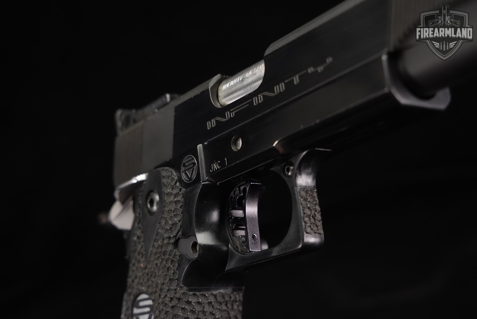 CUSTOM Strayer-Voigt SVI Infinity 2011 40 S&W 1911 BIANCHI +2 MAGS, MORE!-img-11