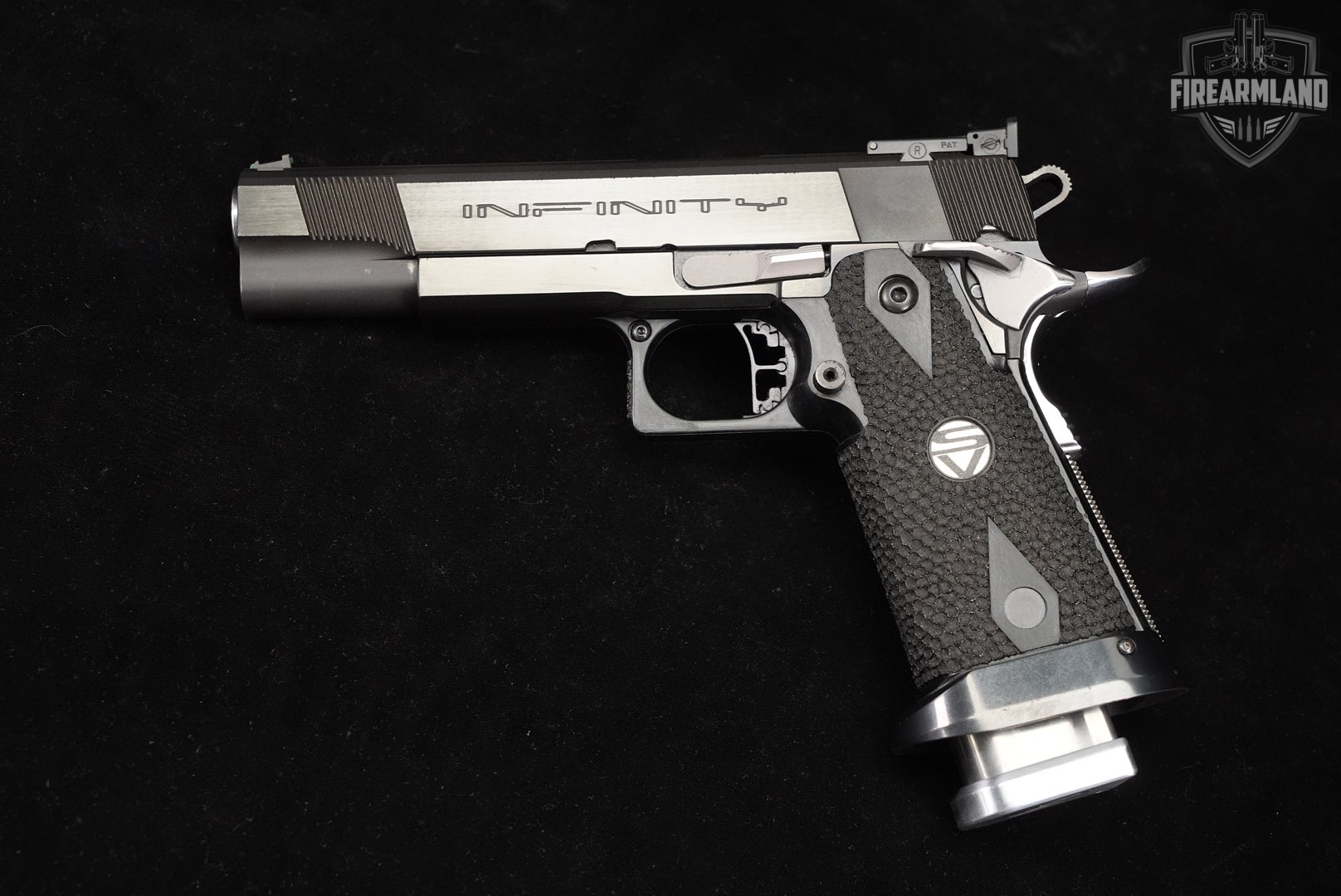 CUSTOM Strayer-Voigt SVI Infinity 2011 40 S&W 1911 BIANCHI +2 MAGS, MORE!-img-4