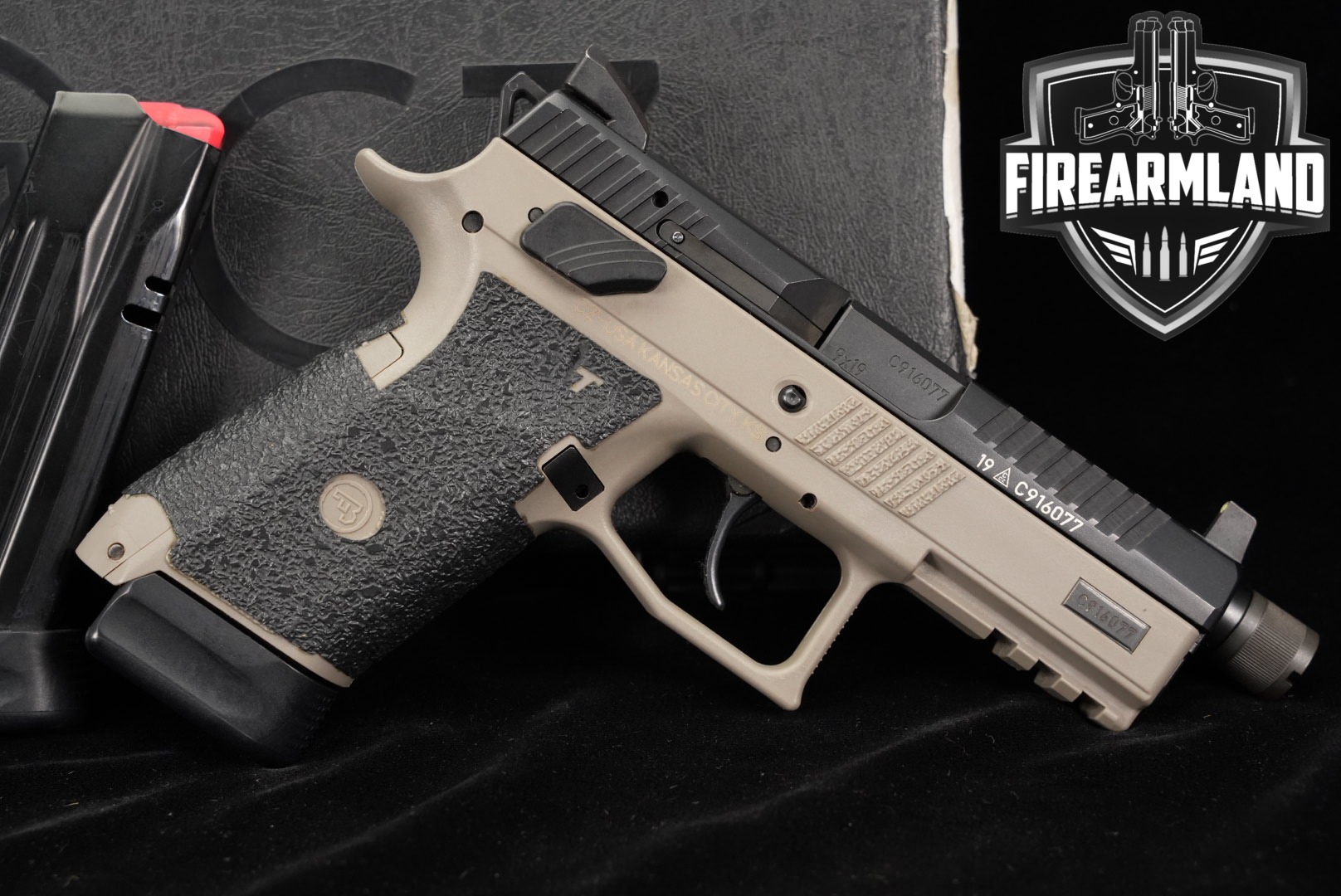 CZ P-07 9mm Luger Two-Tone Black & FDE in Good Condition Thumbnail