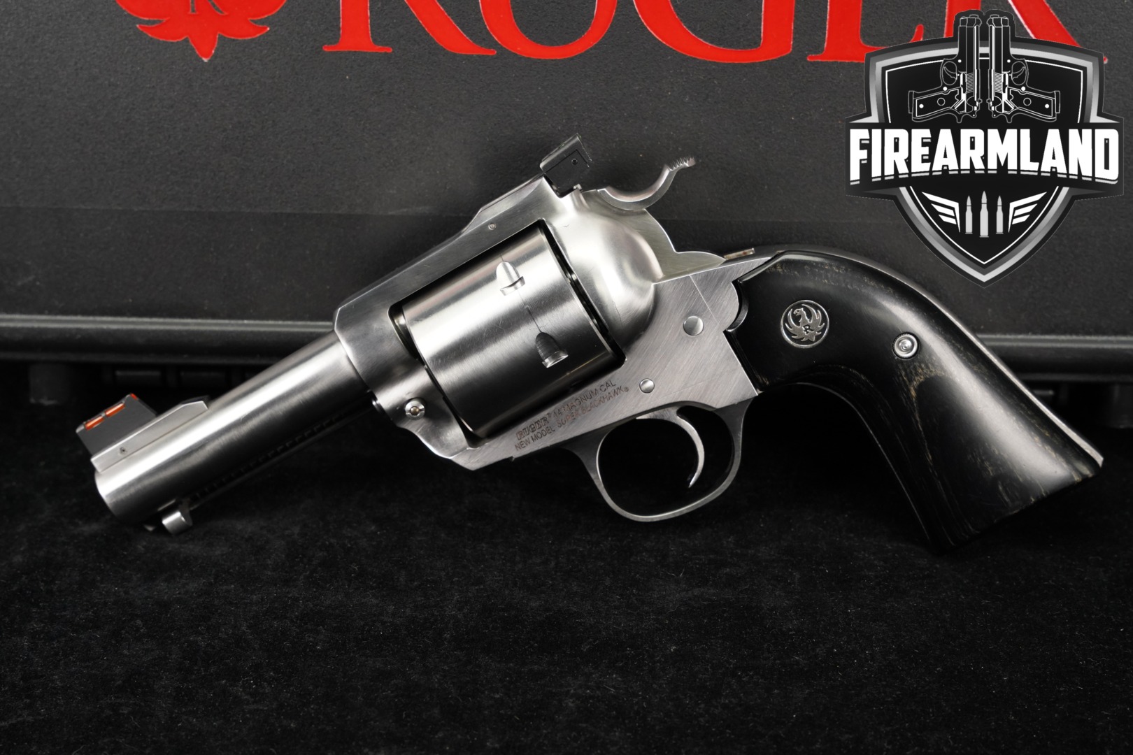 2025 Sturm Ruger New Model Super Blackhawk Lipsey’s Distributor Exclusive .44 Rem Magnum Brushed Stainless in Very Good Condition Thumbnail