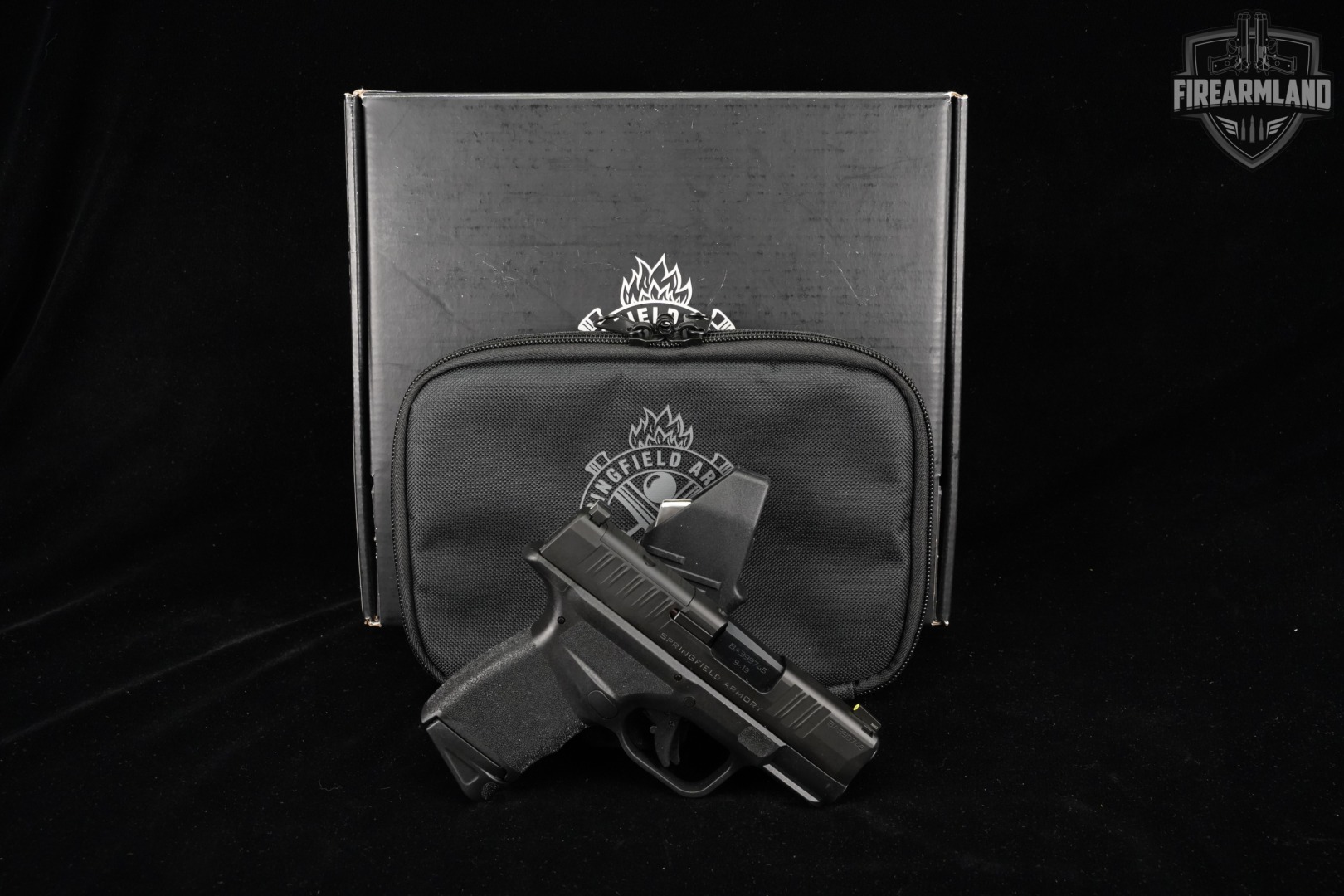 Springfield Armory Hellcat OSP 9mm 3" +2 MAGS & ORIG BOX-img-2