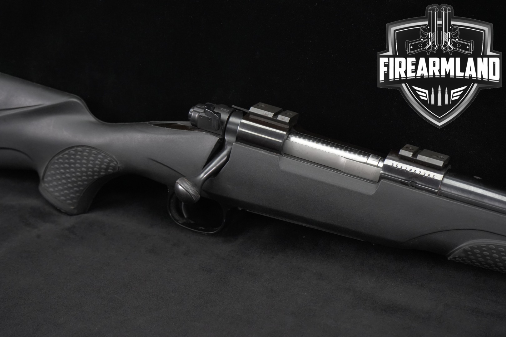 2010 Winchester Repeating Arms Model 70 Ultimate Shadow 7mm-08 Rem. Blued & Synthetic in Good Condition Thumbnail