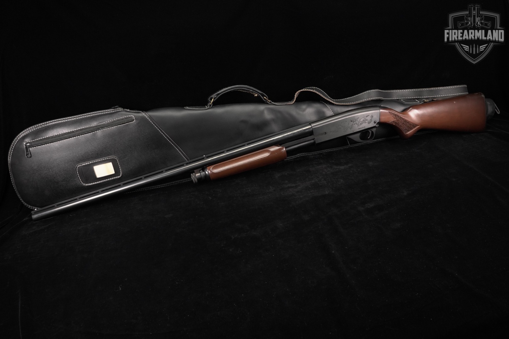 Savage Arms Model 30 Series F 12-Gauge 28" Blued & Wood M30 +CASE-img-2