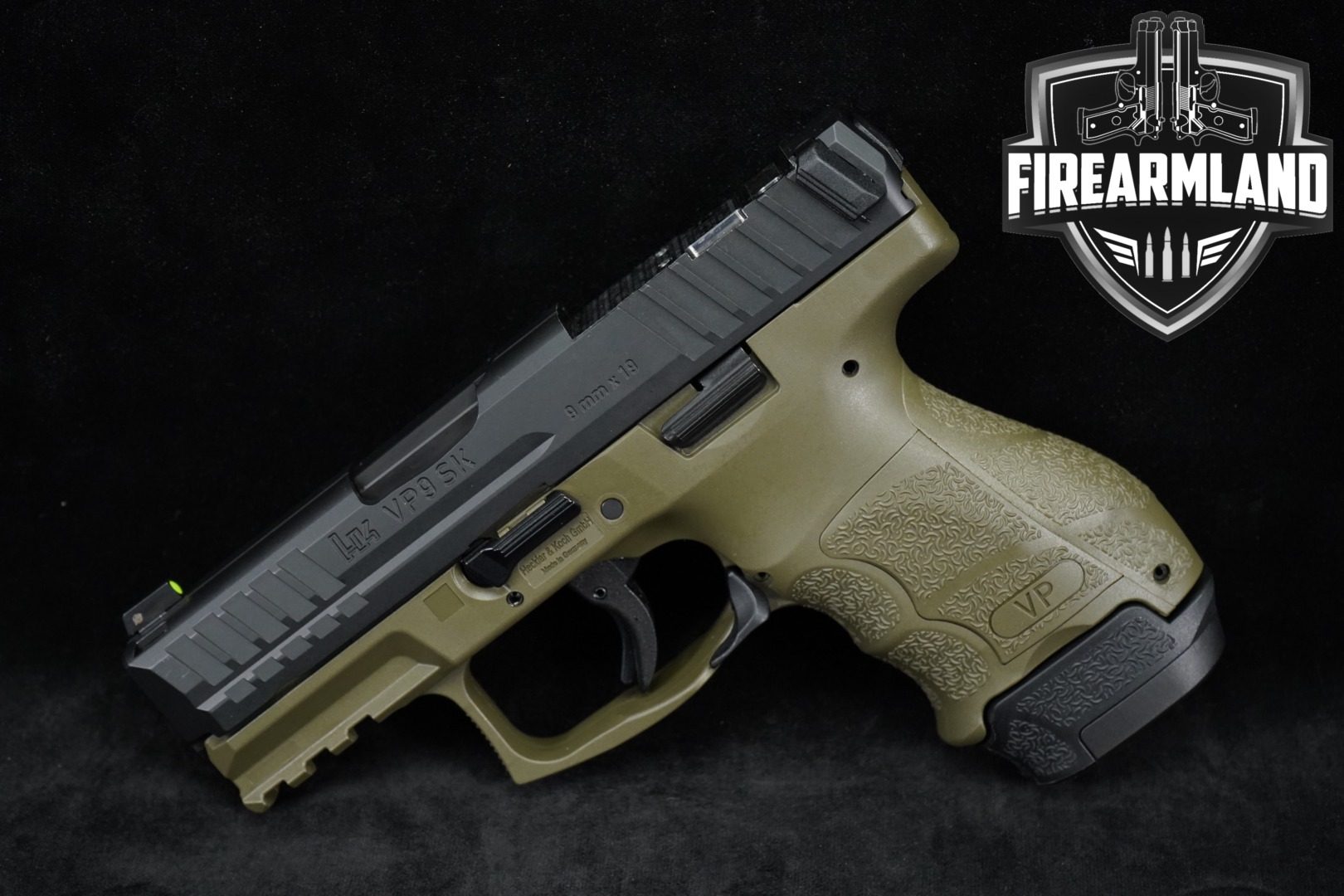Heckler & Koch (H&K, HK) VP9SK 9mm Luger Two-Tone Black & OD Green in Excellent Condition Thumbnail
