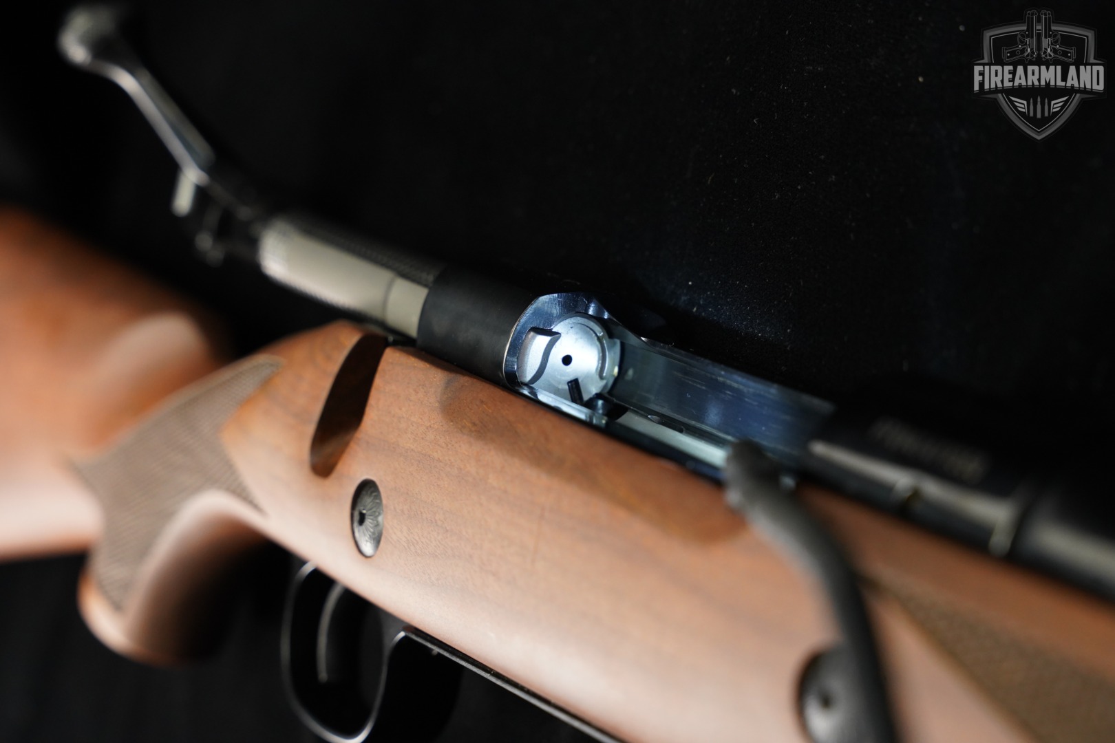 Winchester Model 70 Alaskan 375 H&H Magnum 24.75" Blued & Walnut M70-img-21