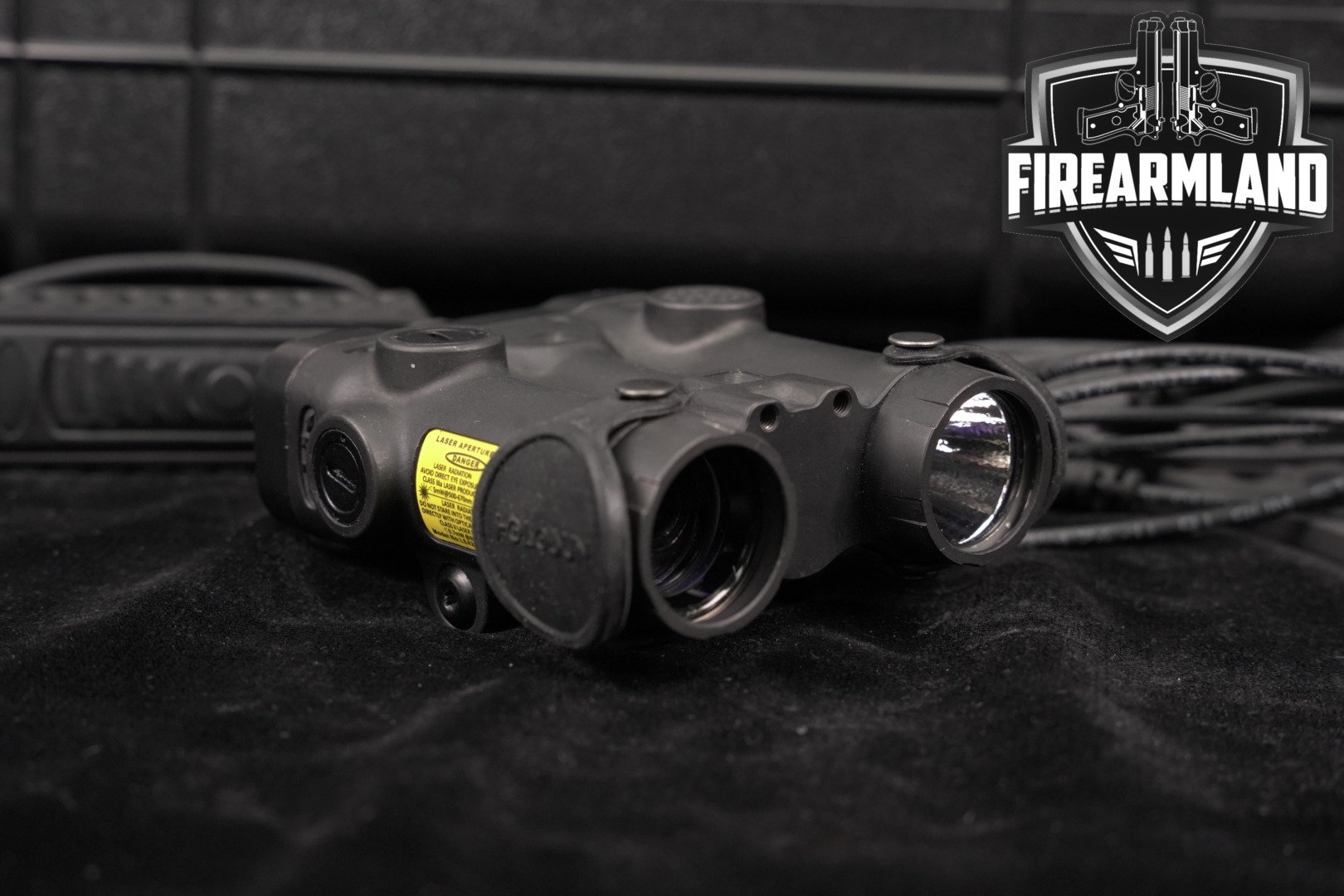 Holosun LE420-GR Low Quad Function Aiming & Illumination System in Excellent Condition Thumbnail