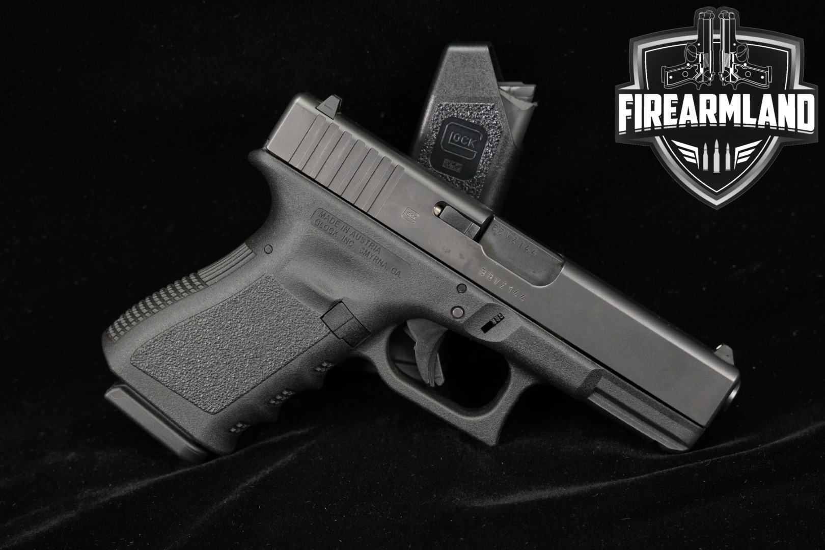 Glock 19 Gen3 G19 Gen 3 9mm 4.02" +2 MAGS-img-0