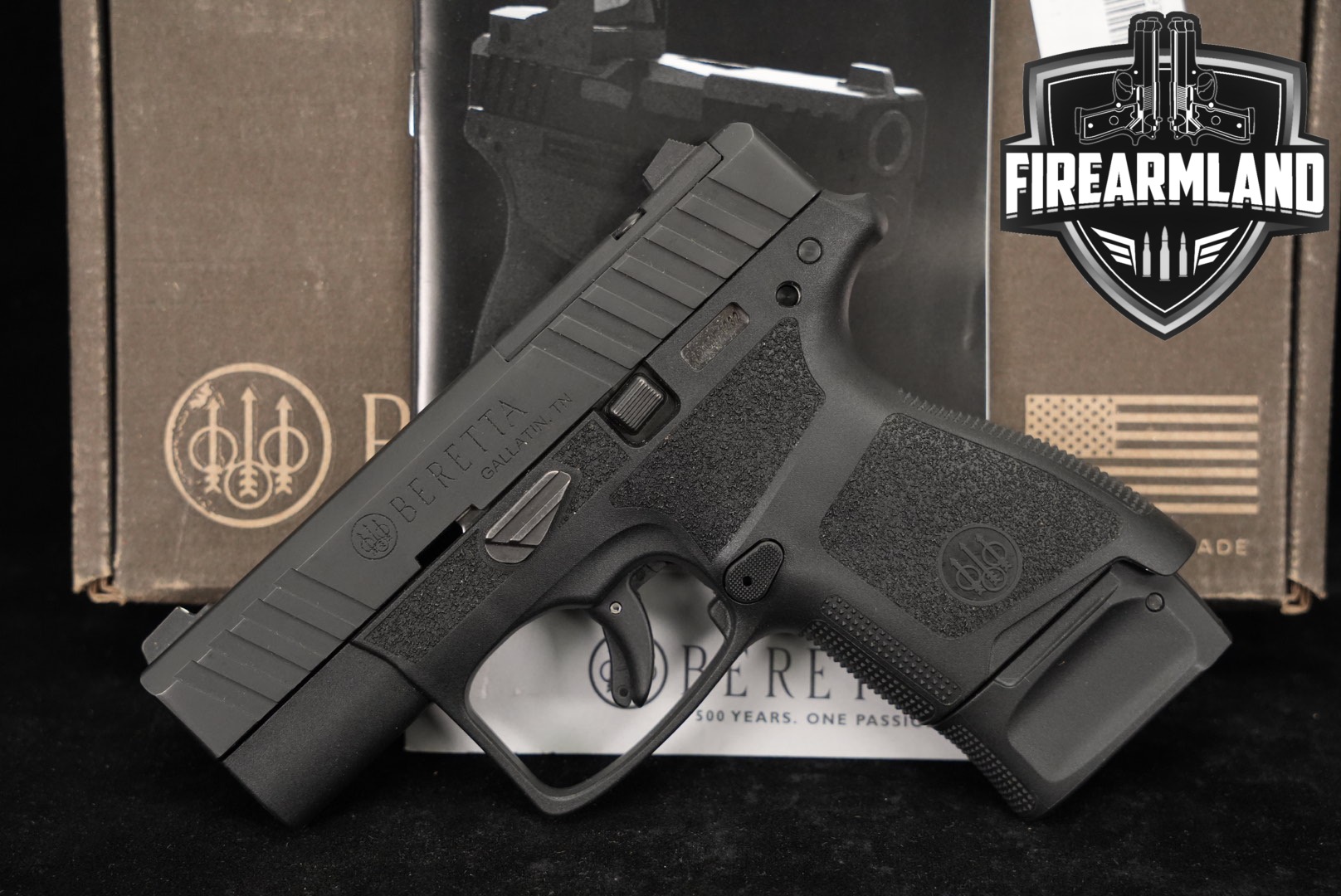 LIKE-NEW Beretta APX A1 Carry 9mm Optics-Ready 3.1" APXA1 +ORIG BOX-img-0