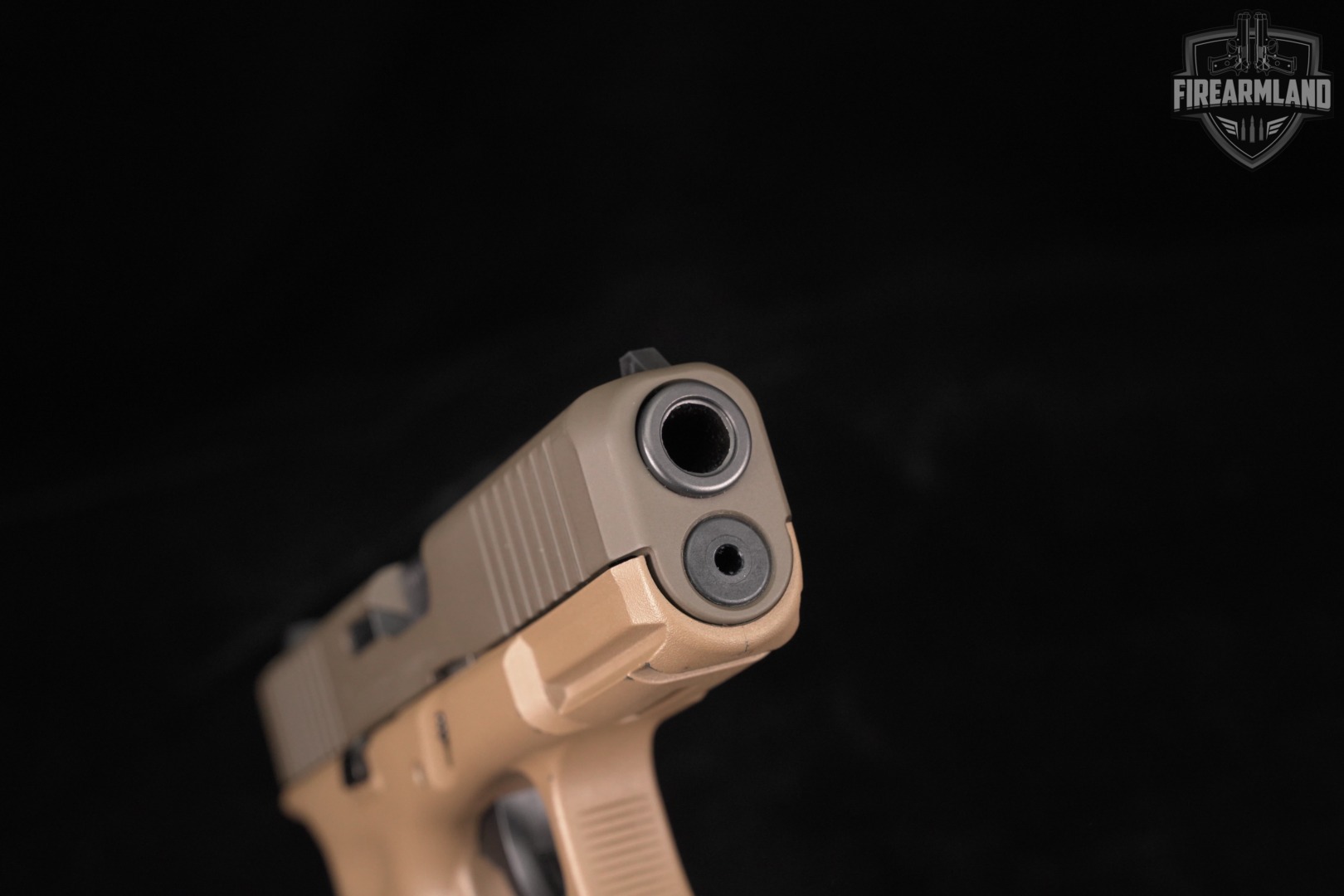 Glock 19 Gen5 G19 Gen 5 Apollo Custom 9mm 4.02 FDE +3 MAGS & ORIG CASE-img-9