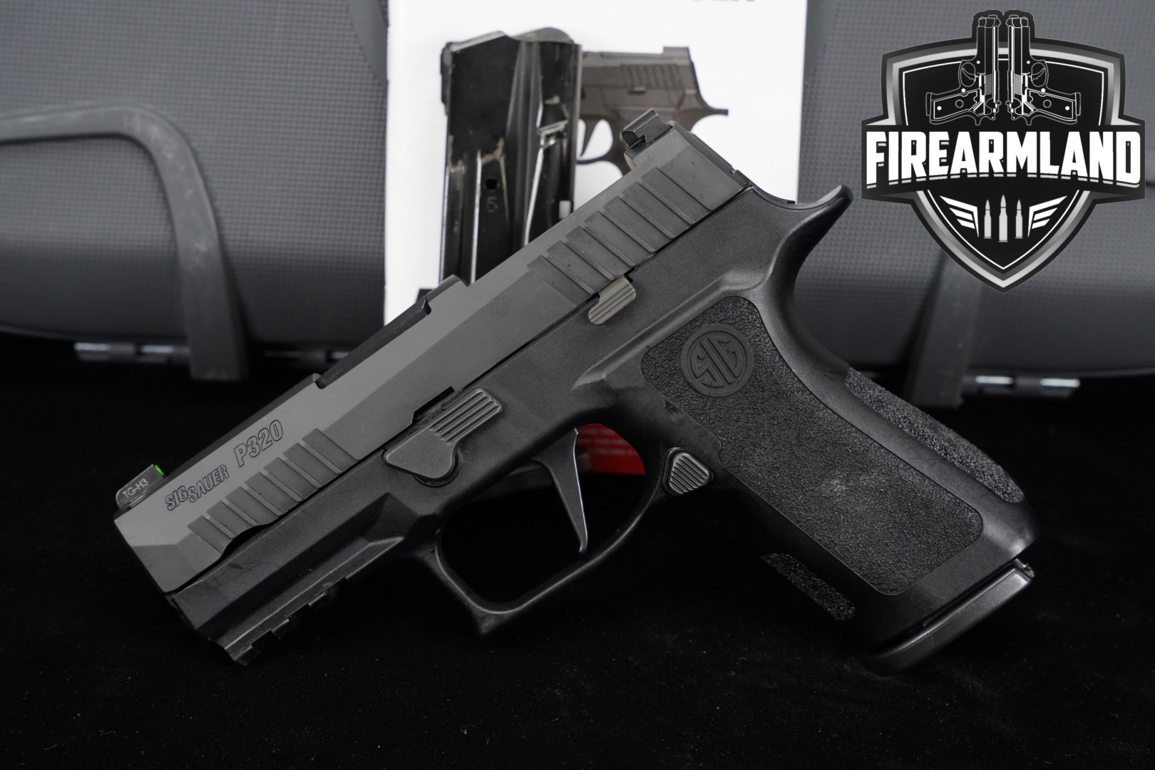Sig Sauer P320 Compact PRO 9mm Luger Black in Good Condition Thumbnail