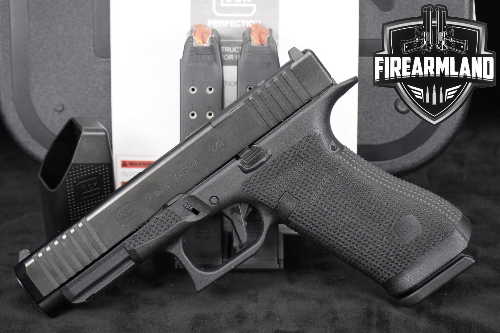 Glock 17 Gen6 MOS, Front Serrations (FS) 9mm Luger Black in Excellent Condition Thumbnail
