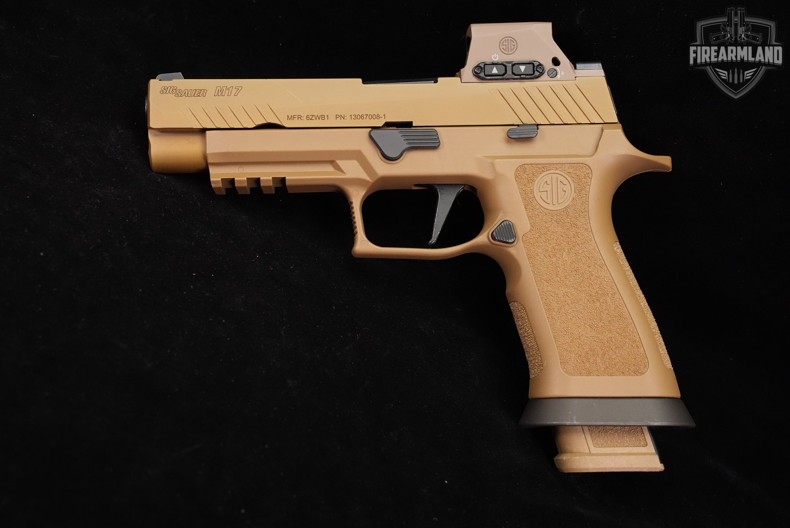 Sig Sauer M17X 9mm Coyote M17-X P320 P-320 +4 MAGS, ORIG CASE, ROMEO OPTICS-img-4