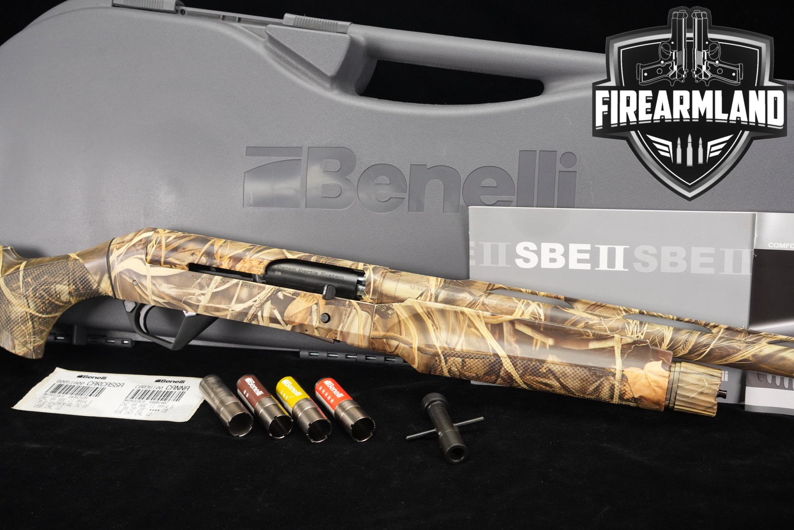 Benelli Super Black Eagle II 12 Gauge Advantage Max-4 Camo in Very Good Condition Thumbnail