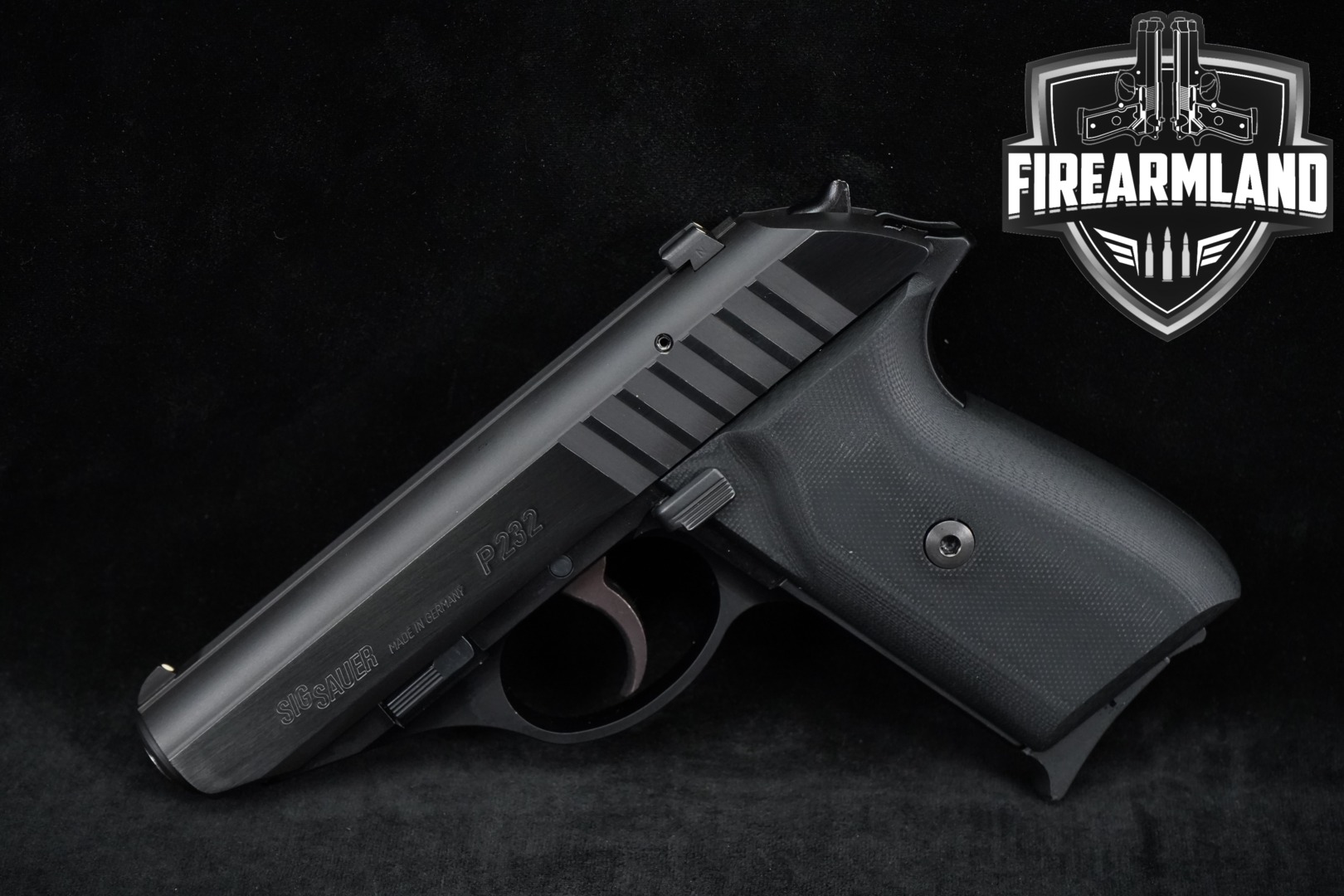 Sig Sauer P232 .380 ACP Black in Excellent Condition Thumbnail