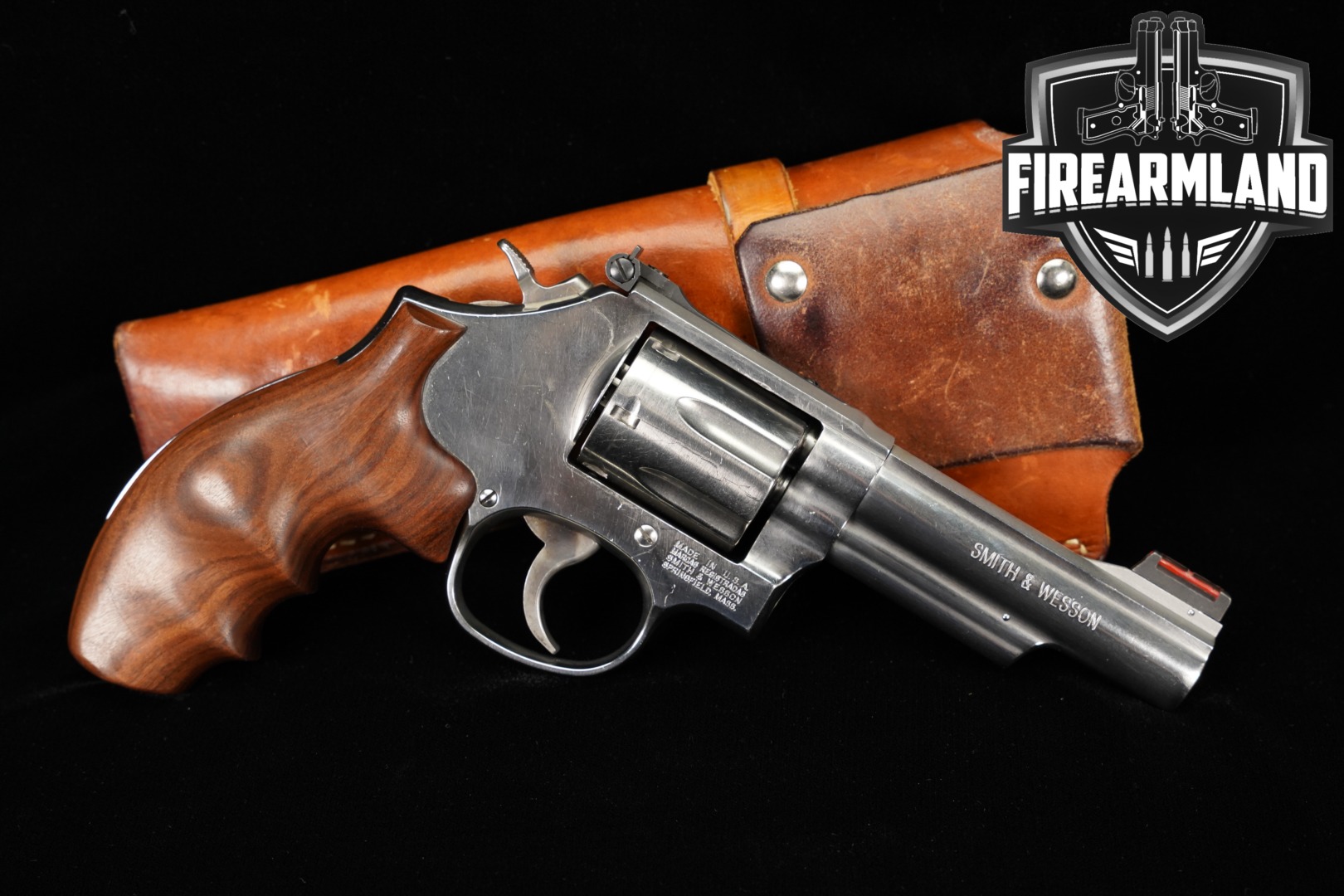 Smith & Wesson (S&W) Model 66-6 Combat Magnum .357 Mag. Satin Stainless in Very Good Condition Thumbnail