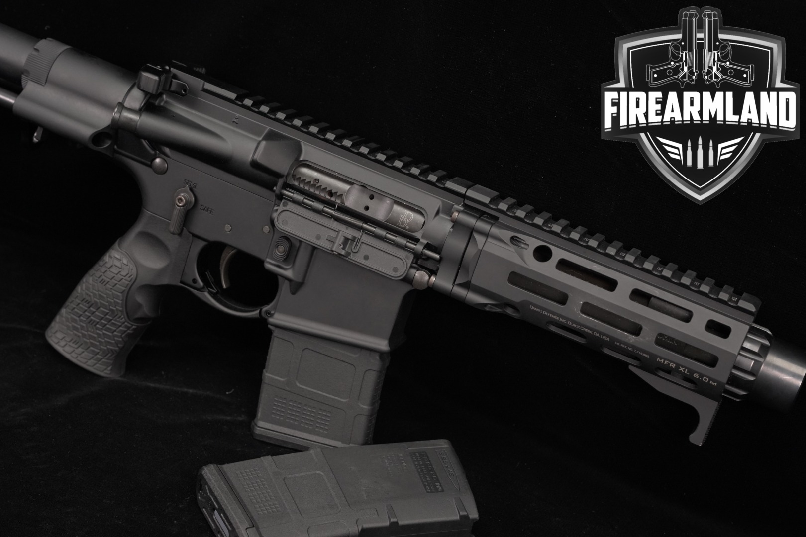 Daniel Defense DDM4 PDW .300 AAC Blackout (7.62x35mm) Black in Excellent Condition Thumbnail