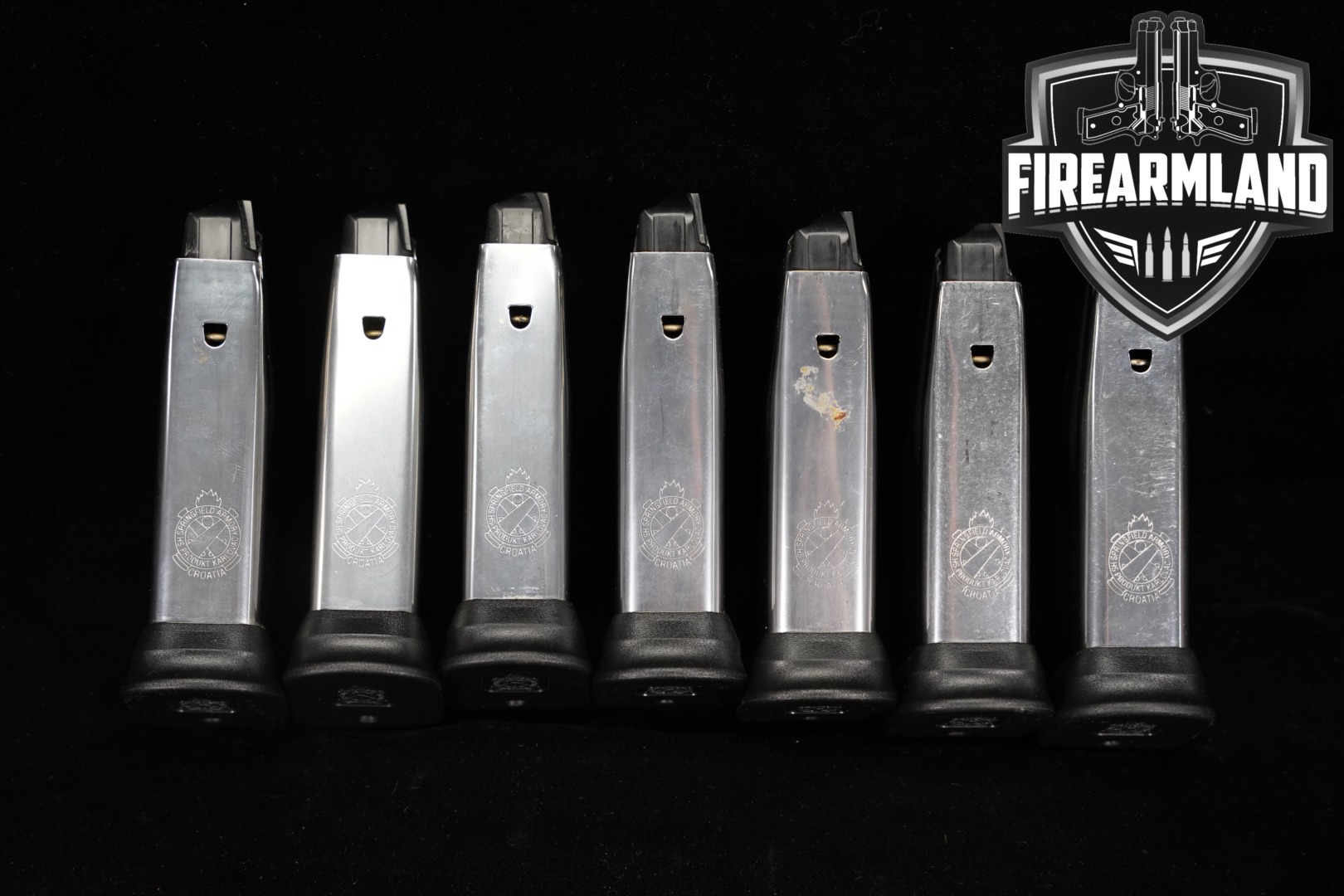 Springfield Armory SEVEN (7) XD-M Compact 9 Round Magazine .45 ACP in Very Good Condition Thumbnail