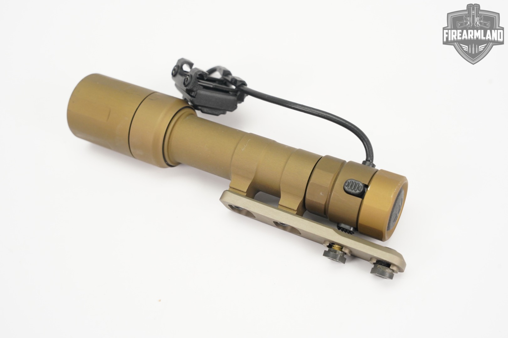 Cloud Defensive Rein DF 1250 Lumens & 100,000 Candela Weapon Light-img-2