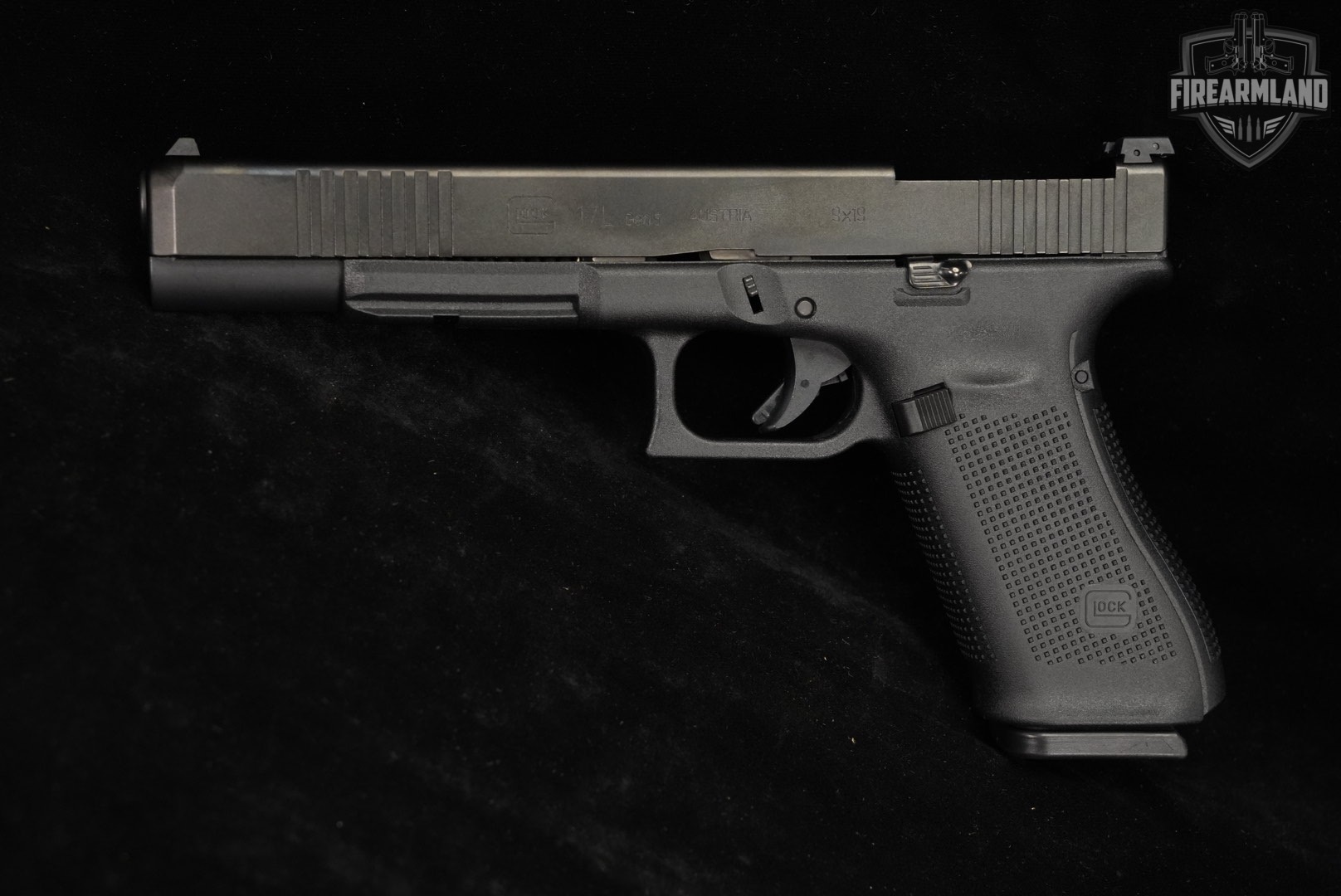 Glock 17L Gen5 MOS G17L Gen 5 9mm 6.02" GMB +2 MAGS & ORIG CASE-img-3