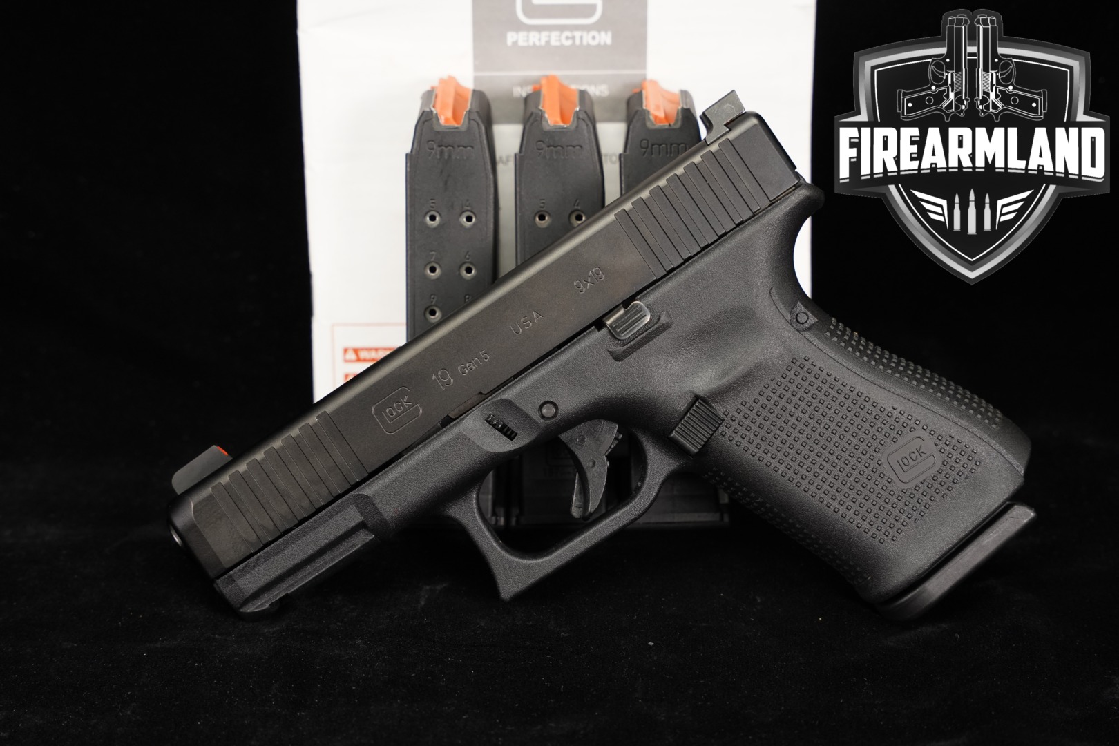 Glock G19 Gen5 FS 9mm Luger Black in Excellent Condition Thumbnail