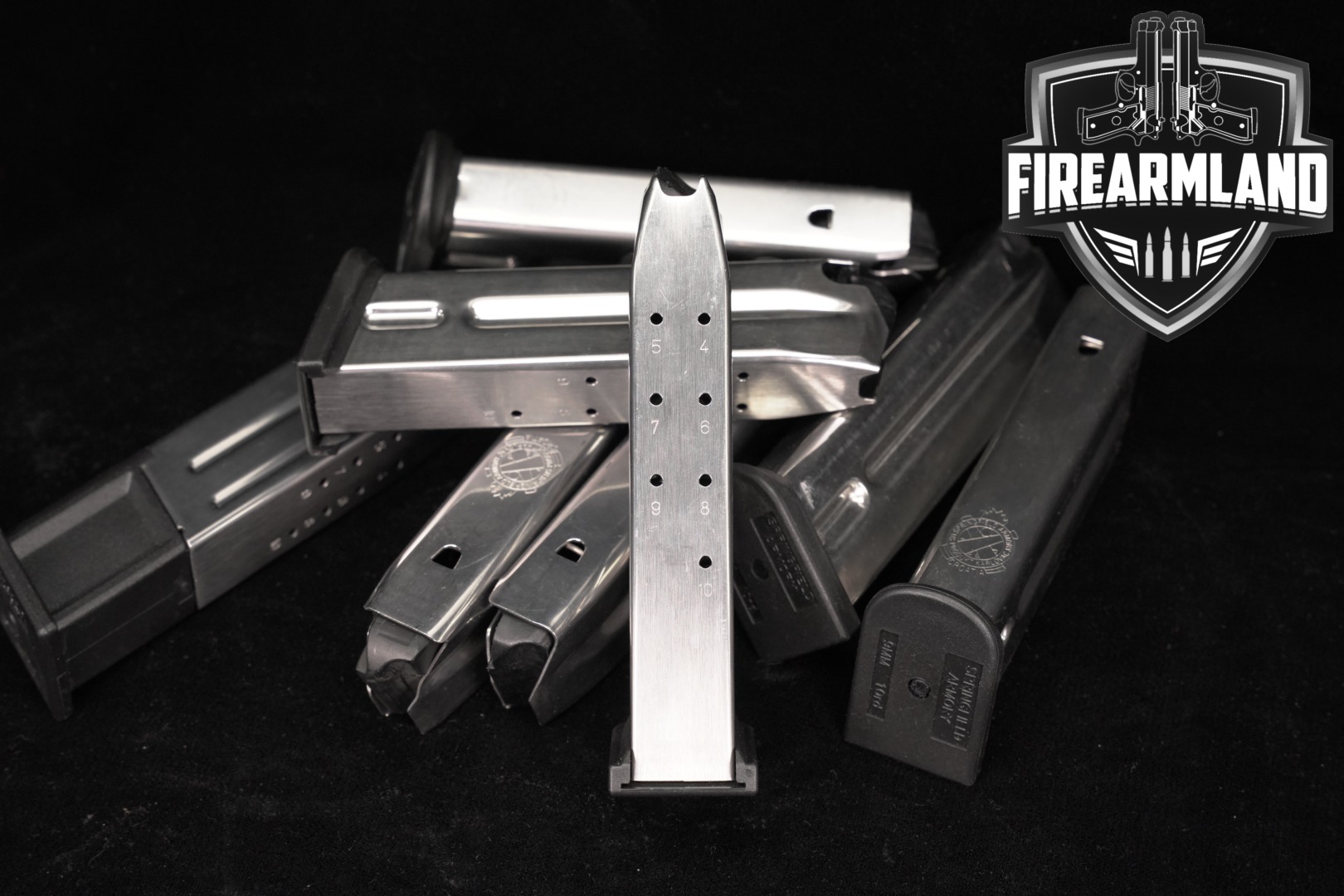 Springfield Armory EIGHT (8) XD-M 10 Round Magazines 9mm Luger in Very Good Condition Thumbnail
