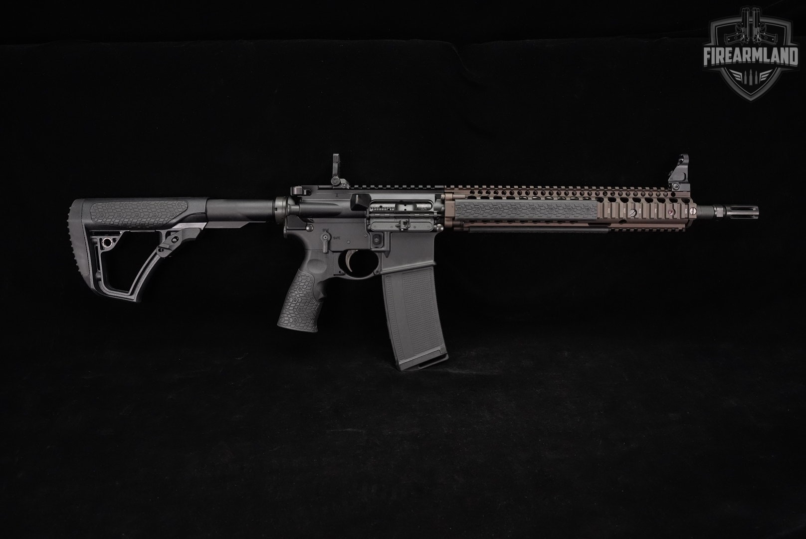 Daniel Defense M4A1 DDM4 RIS II FSP 5.56 NATO AR-15 AR15 16" M4-A1 +CASE-img-3