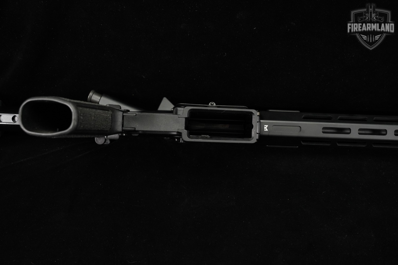 Springfield Armory SAINT Victor 5.56 NATO AR-15 AR15 16" +3 MAGS-img-15