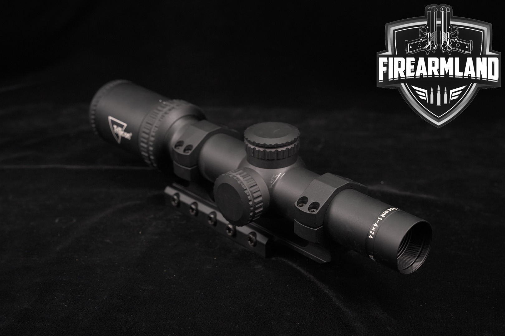 Trijicon Ascent 1-4x24mm in Very Good Condition Thumbnail