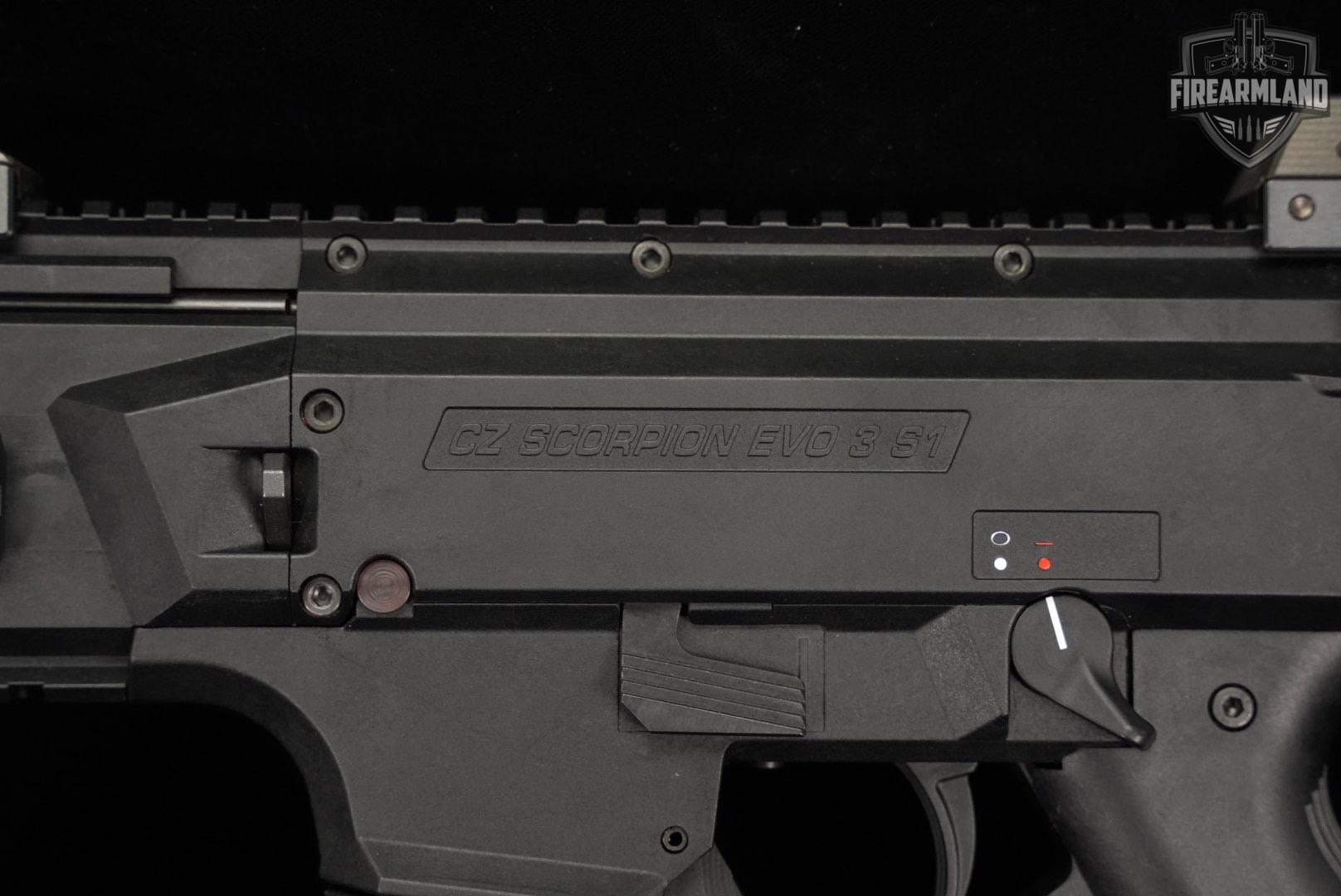 CZ Scorpion EVO 3 S1 Pistol 9mm 7.72" +2 MAGS & ORIG CASE-img-11