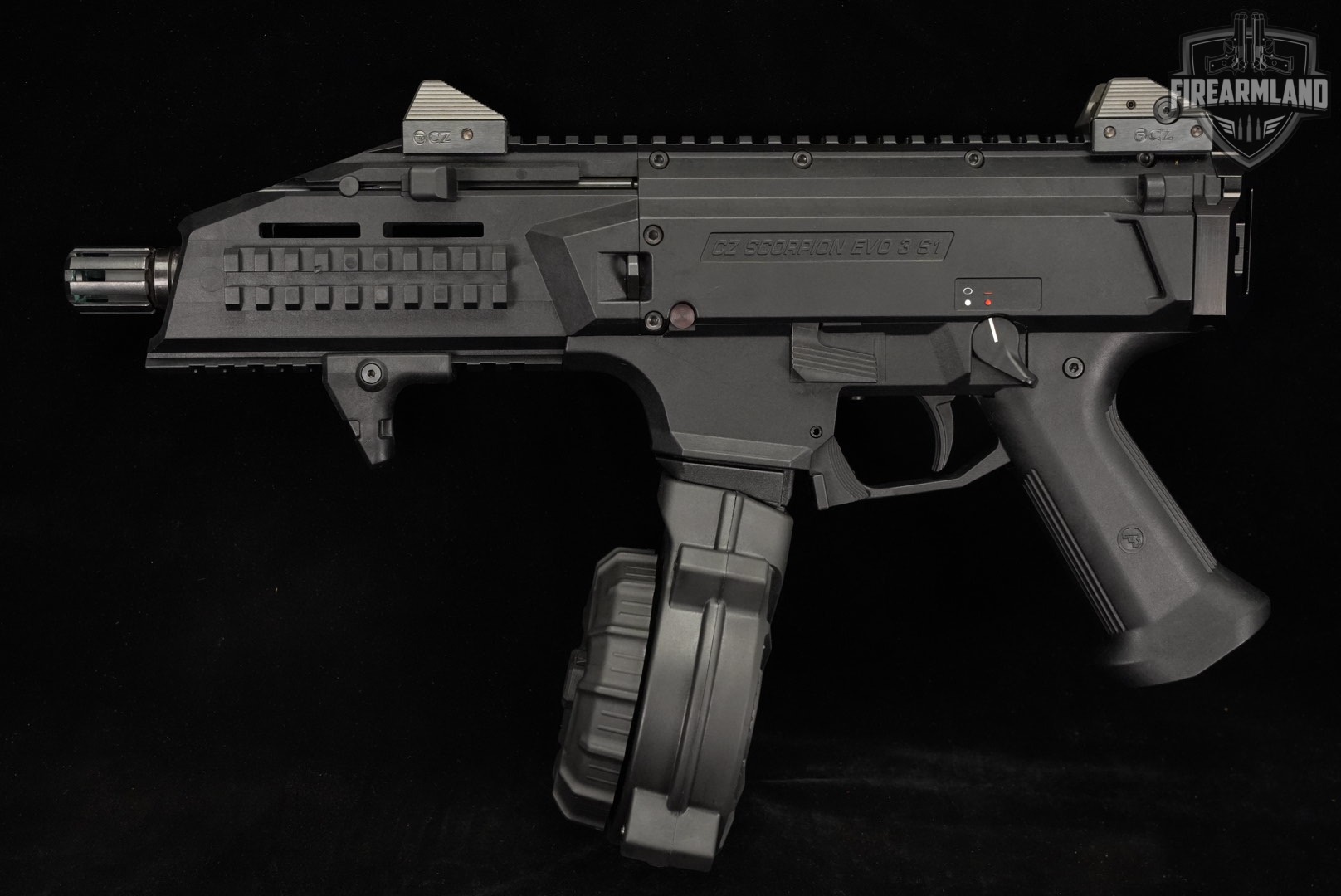 CZ Scorpion EVO 3 S1 Pistol 9mm 7.72" +2 MAGS & ORIG CASE-img-4