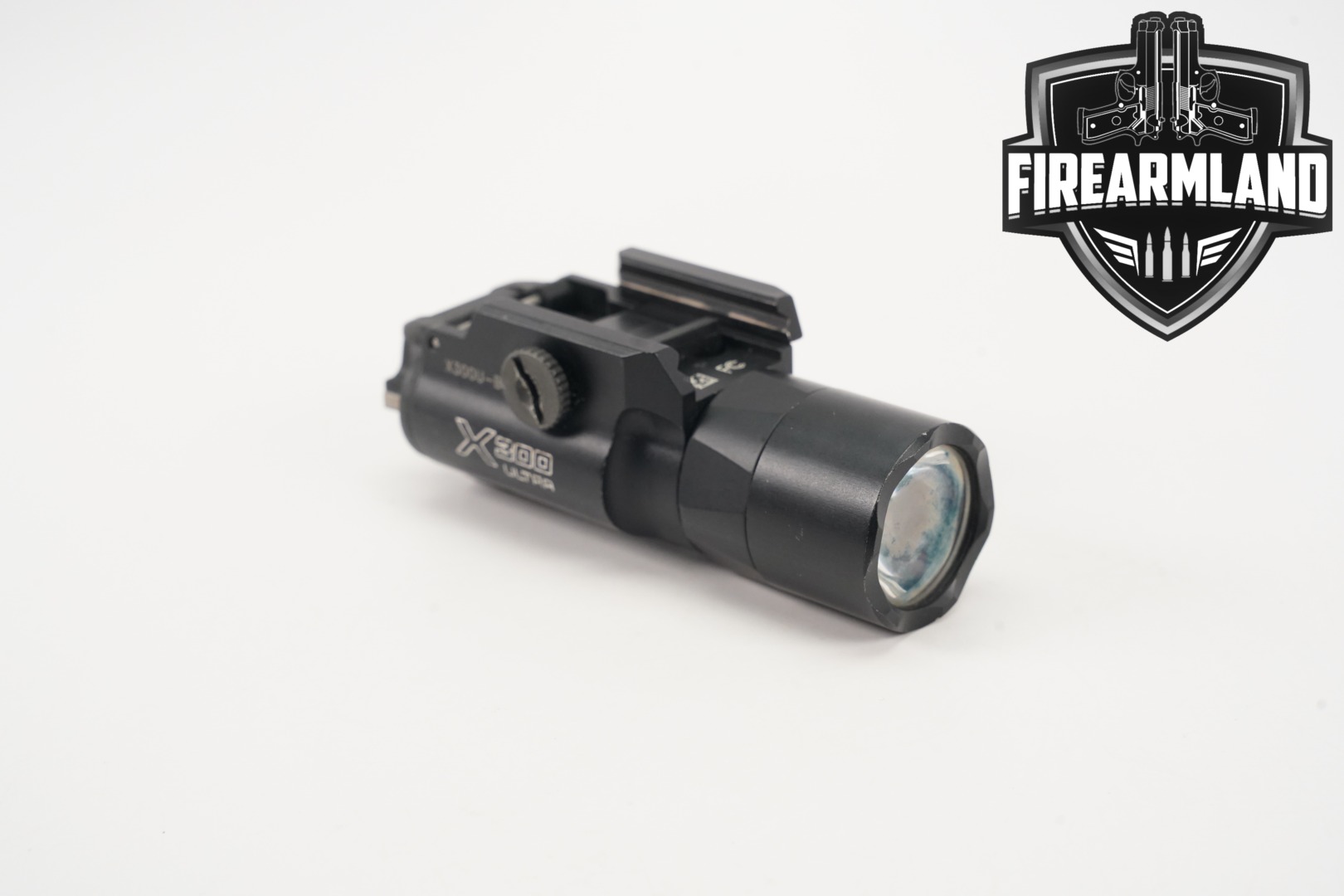 SureFire X300 Ultra X300U-B 1000 Lumens & 11,300 Candela Weapon Light X 300-img-0