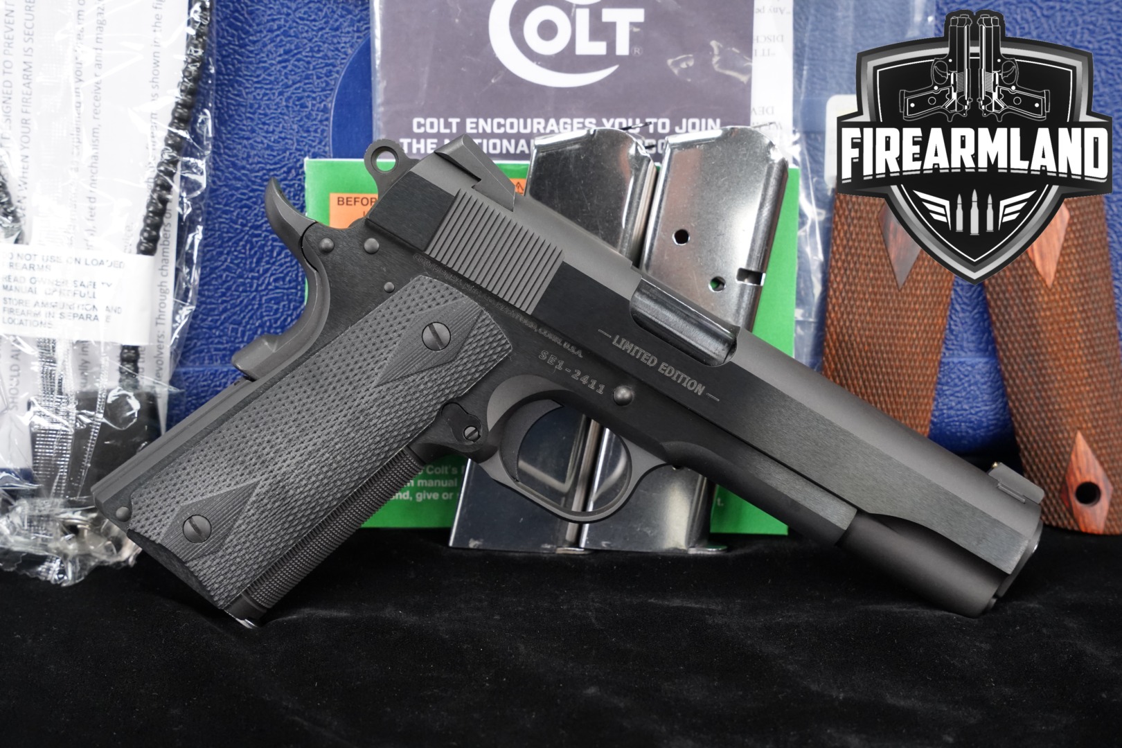 Colt Government Model Series 70 Limited Edition .45 ACP Blued in Excellent Condition Thumbnail