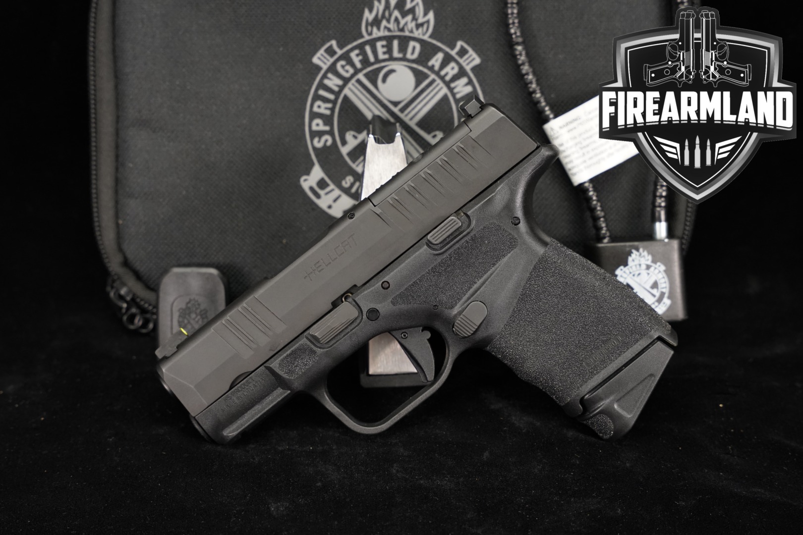 Springfield Armory Hellcat OSP 9mm Luger Black in Very Good Condition Thumbnail