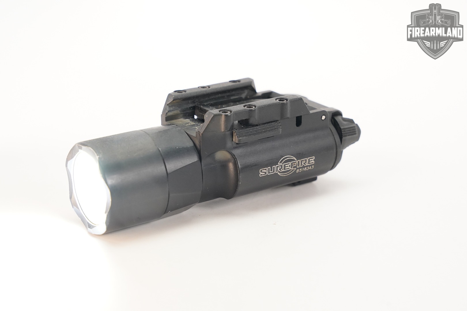 SureFire X300 Ultra X300U-A 1000 Lumens & 11,300 Candela Weapon Light X-300-img-2