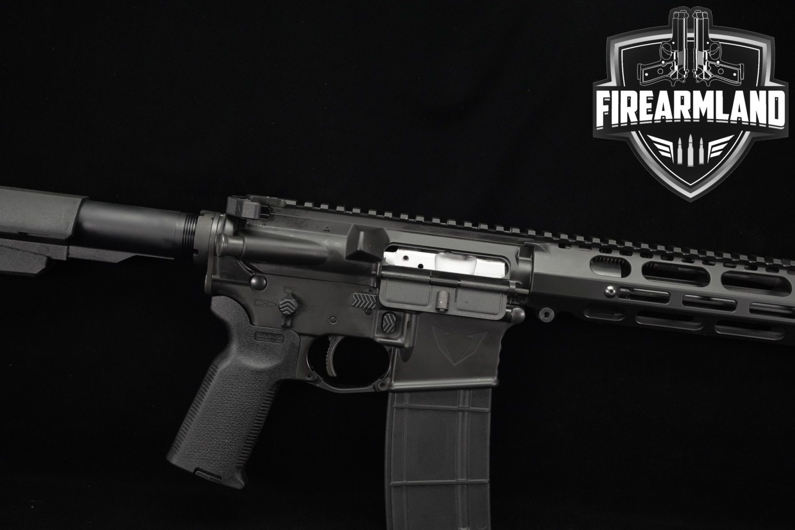 https://cash-for-arms-pictures.s3.amazonaws.com/recnSYPh5fDB2r1rq/1.jpg
