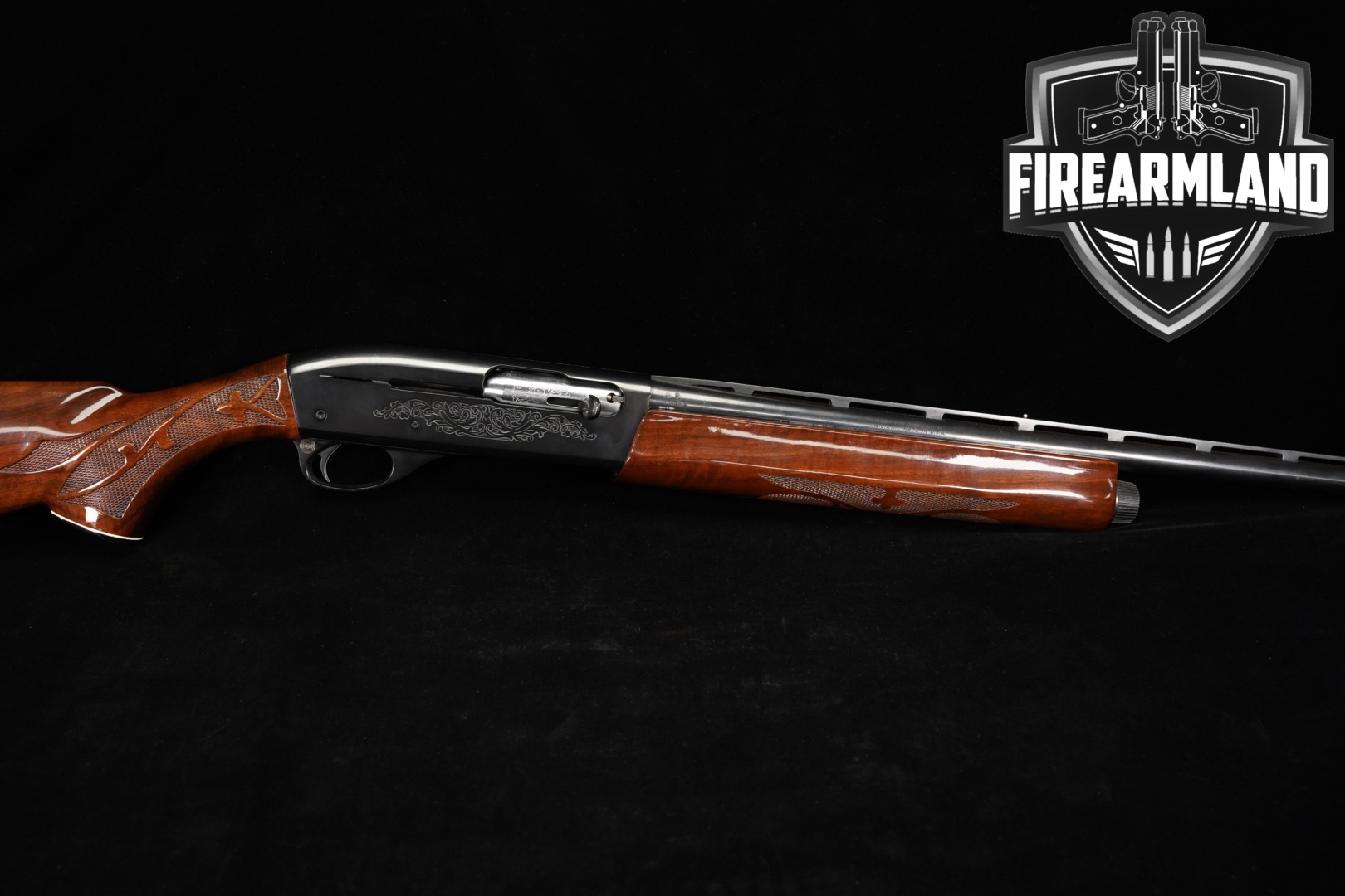 Remington Model 1100 LT-20 20 Gauge Blued & Walnut in Very Good Condition Thumbnail