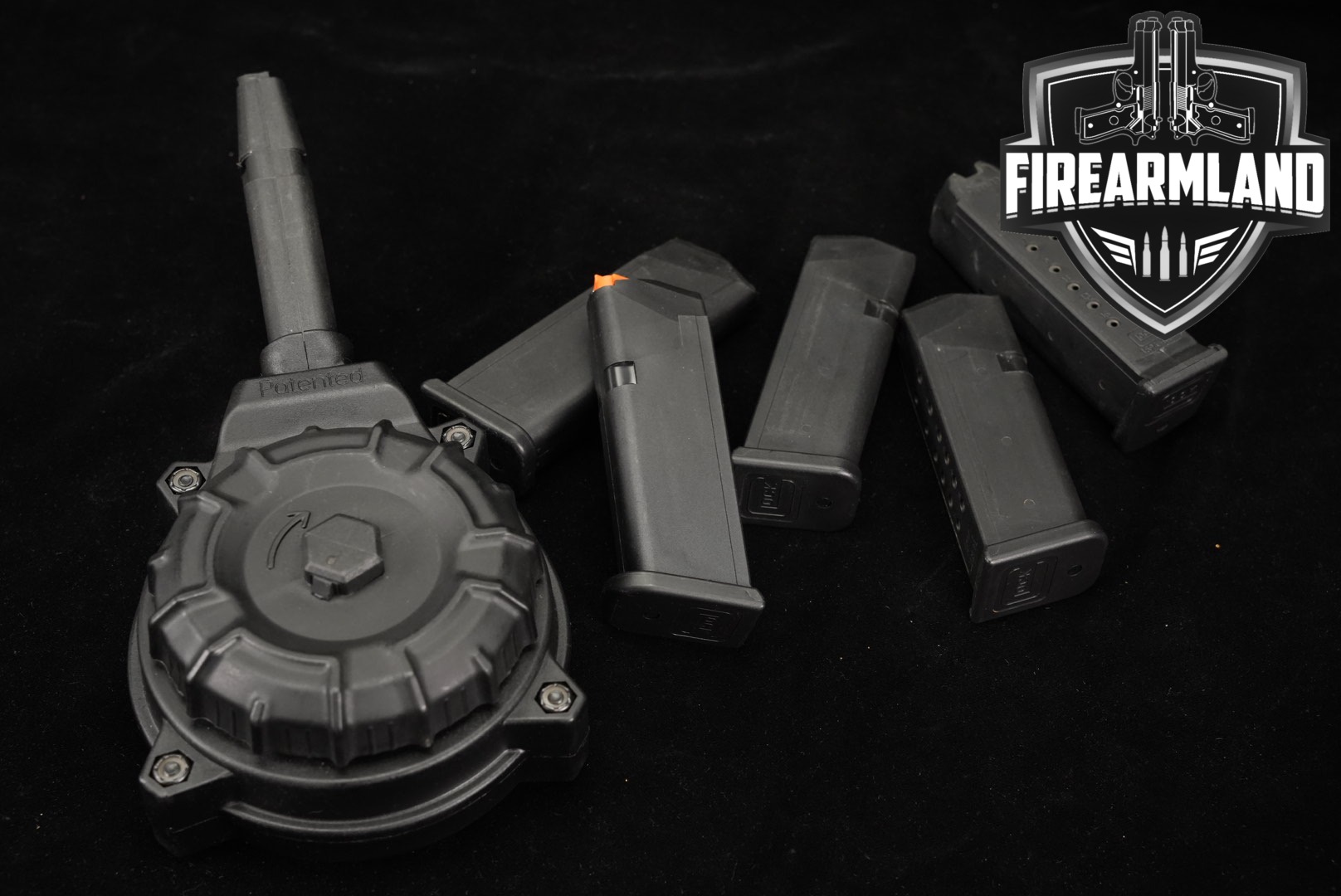 Multiple Manufacturers SIX (6) Glock 19 15 & 50 Round Magazines 9mm Luger in Very Good Condition Thumbnail