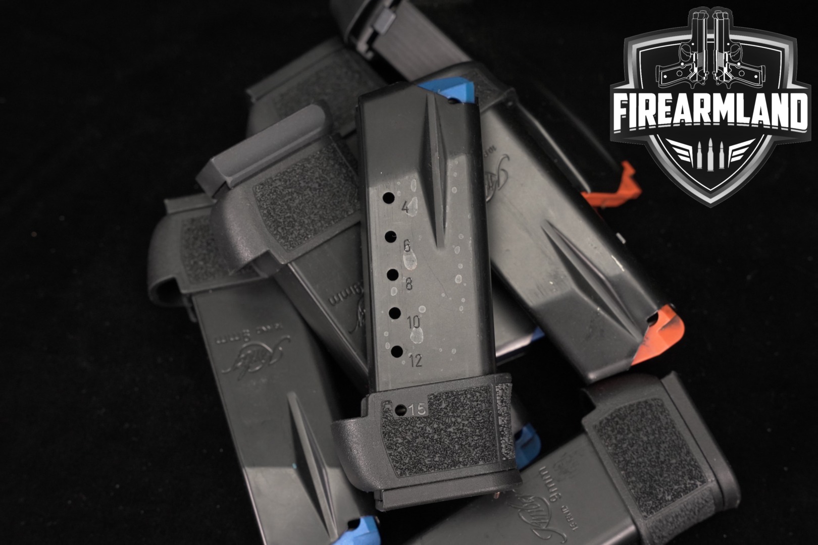 Kimber SEVEN (7) R7 MAKO Magazines 9mm Luger in Very Good Condition Thumbnail