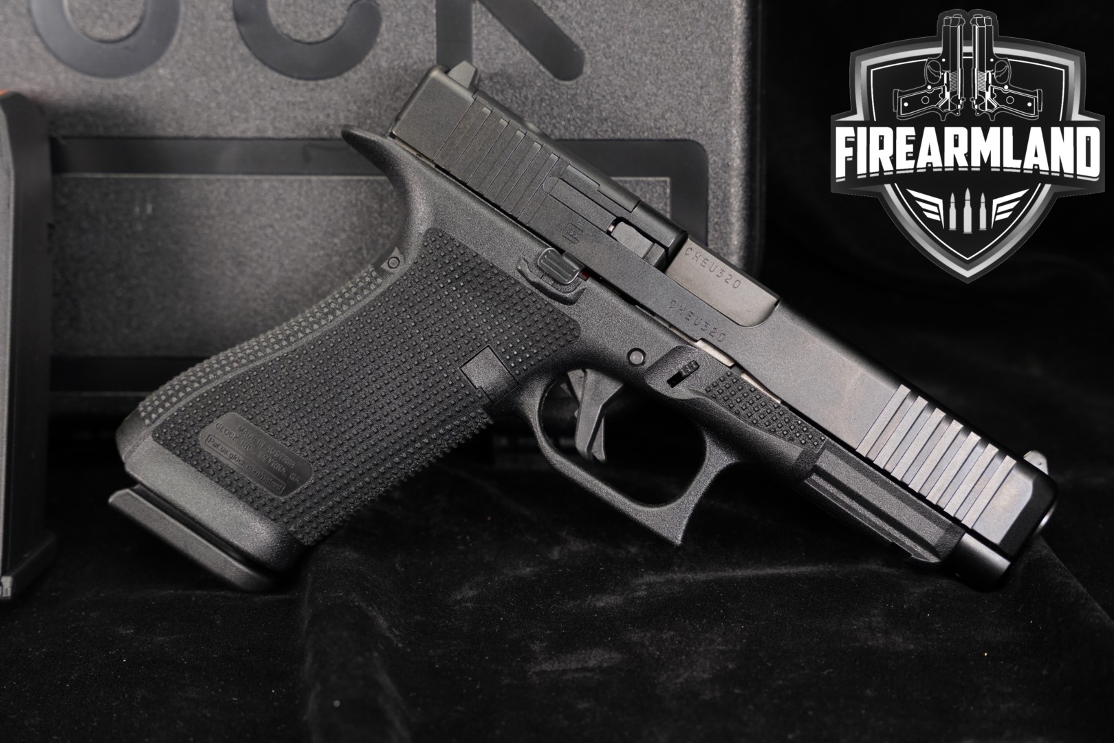 Glock G17 Gen6 9mm Luger Black in Excellent Condition Thumbnail