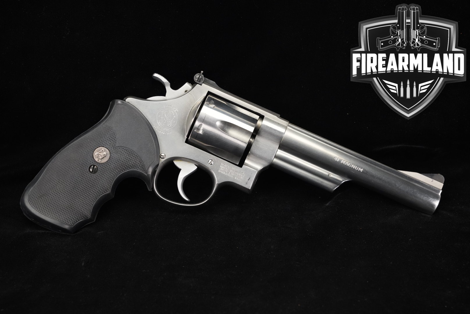 Smith & Wesson (S&W) Model 657 No dash .41 Rem. Mag. Satin Stainless in Very Good Condition Thumbnail
