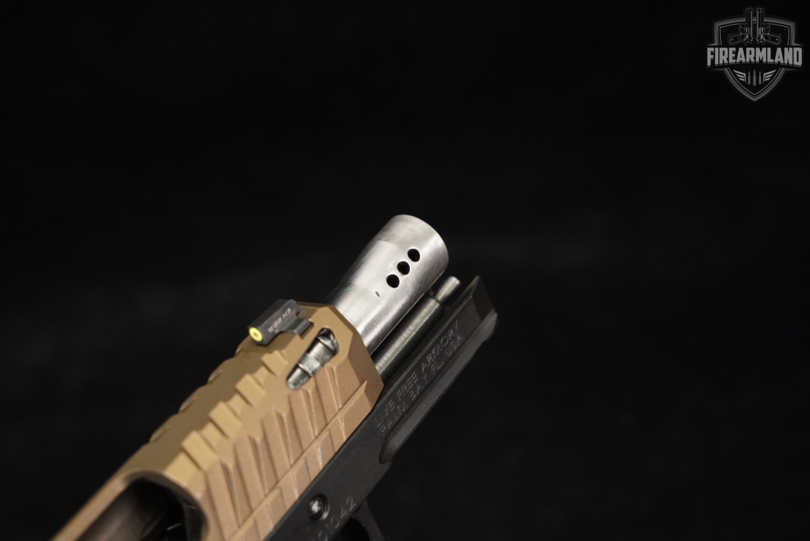 Live Free Armory Apollo 11 V2 Sub-Compact 9mm 2011 LFA +2 MAGS & ORIG CASE-img-12