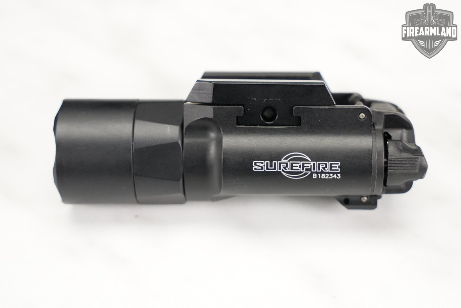 SureFire X300 Ultra X300U-B 1000 Lumens & 11,300 Candela Weapon Light-img-4
