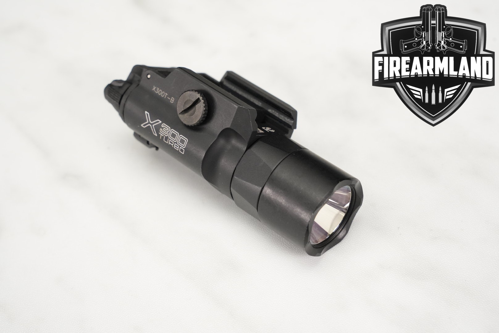 SureFire X300 Turbo X300T-B 650 Lumens & 66,000 Candela Weapon Light X300TB-img-0