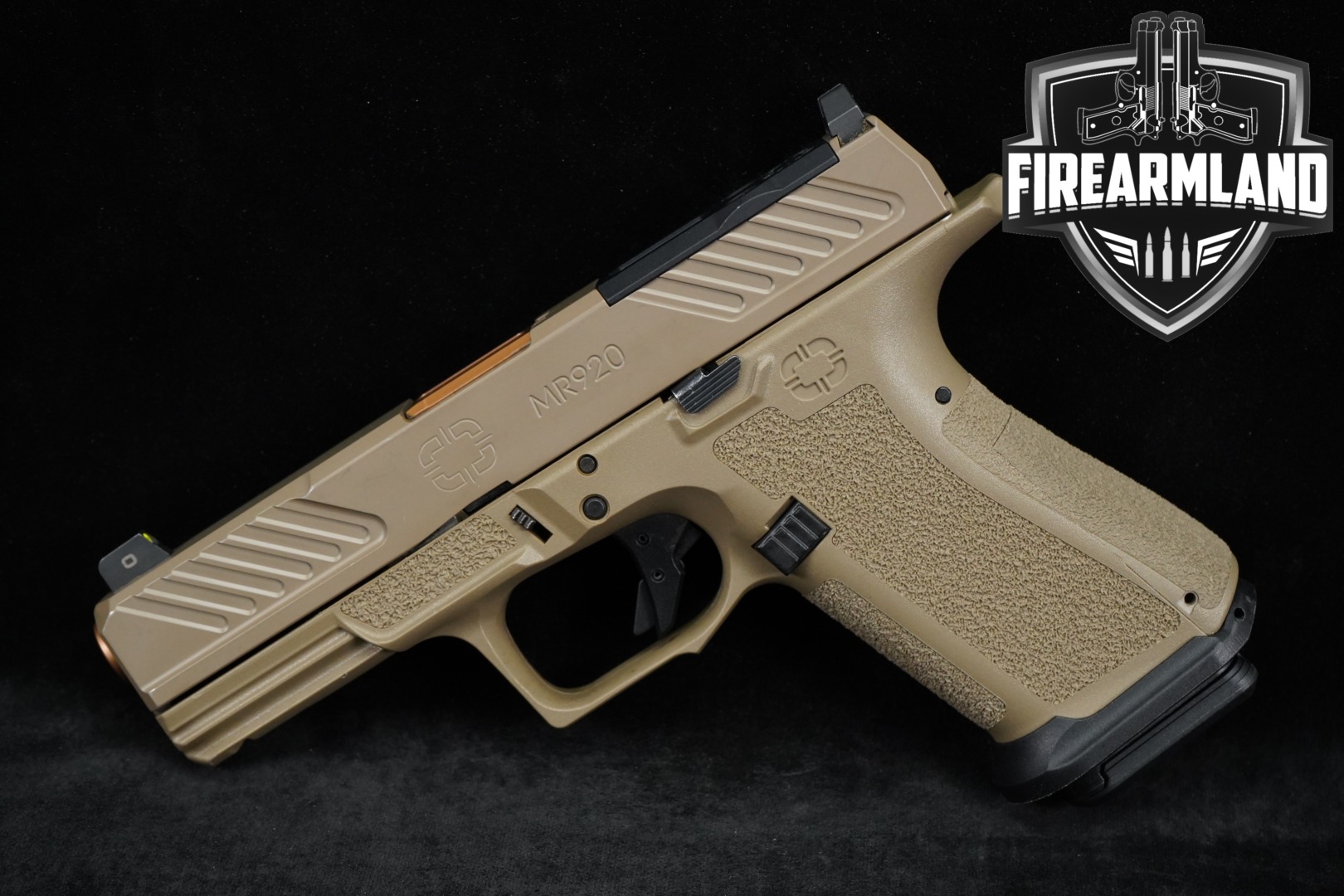 Shadow Systems MR920 Combat 9mm Luger Flat Dark Earth in Very Good Condition Thumbnail