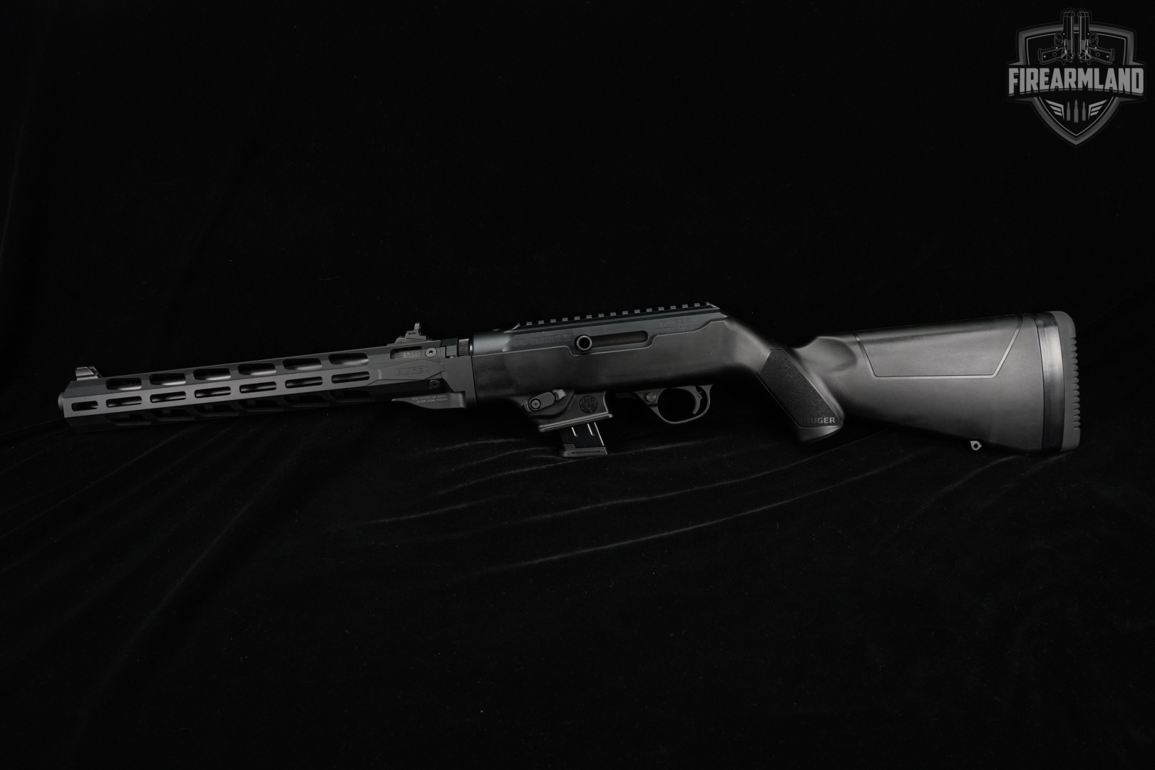 Ruger PC Carbine 9mm 16" Modern TAKEDOWN-img-6