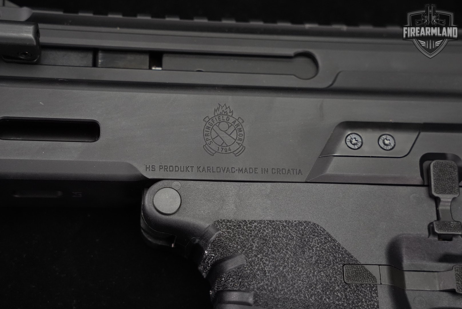 Springfield Armory Kuna 9mm 6" HS +ORIG BOX-img-18